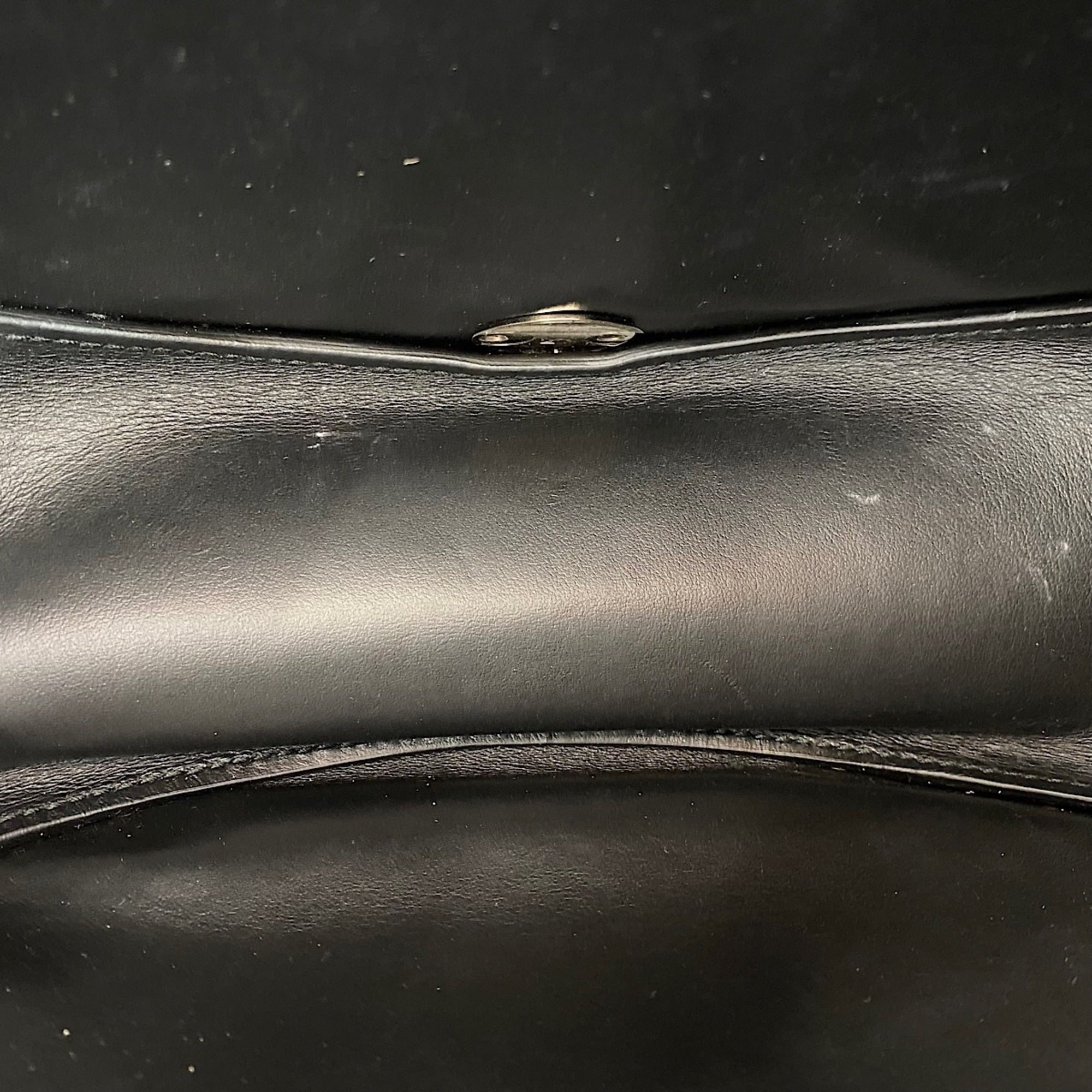 Salvatore Ferragamo Black Shoulder Bag (Pre-Owned)