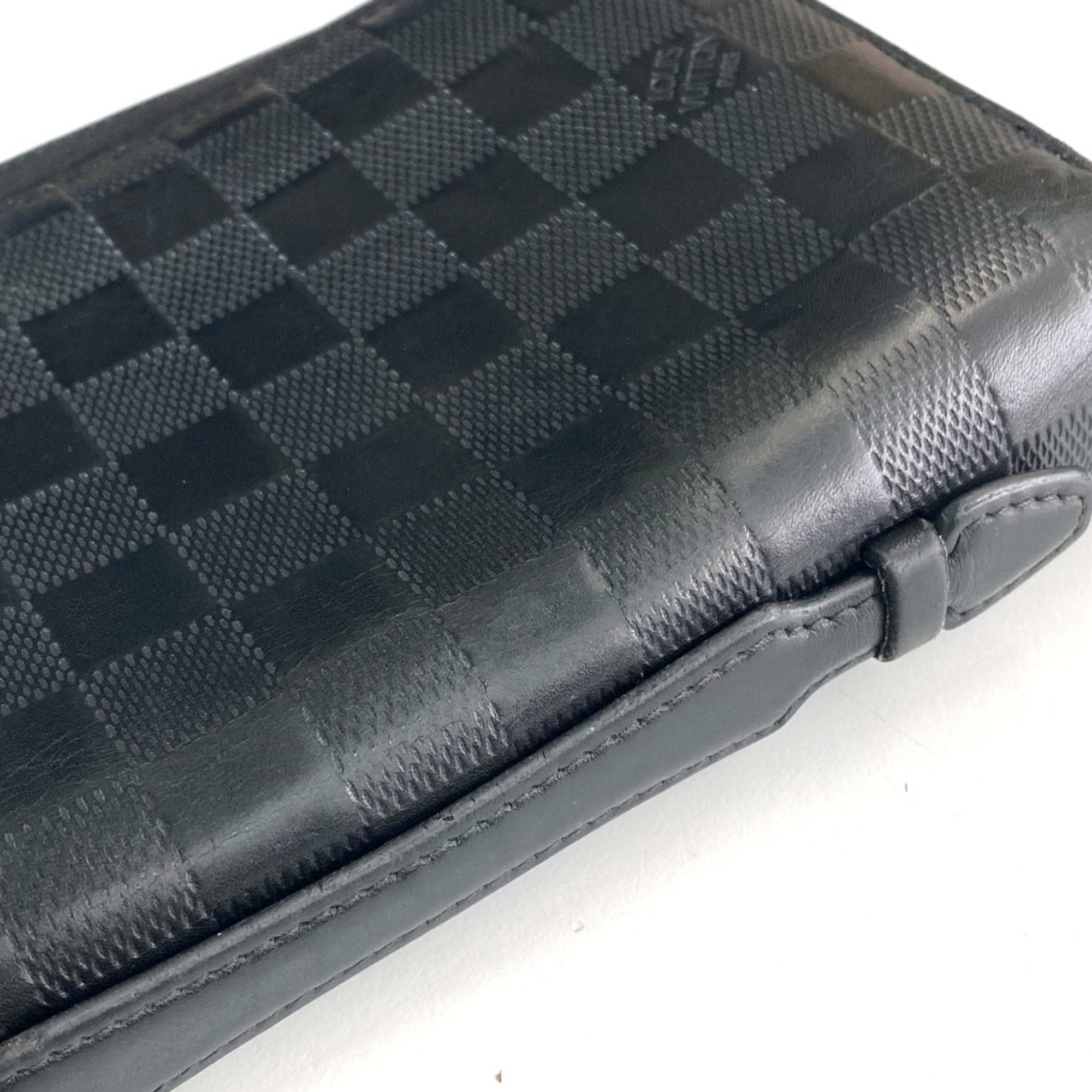 Louis Vuitton Black Other Long Wallet (Bi-Fold) (Pre-Owned)