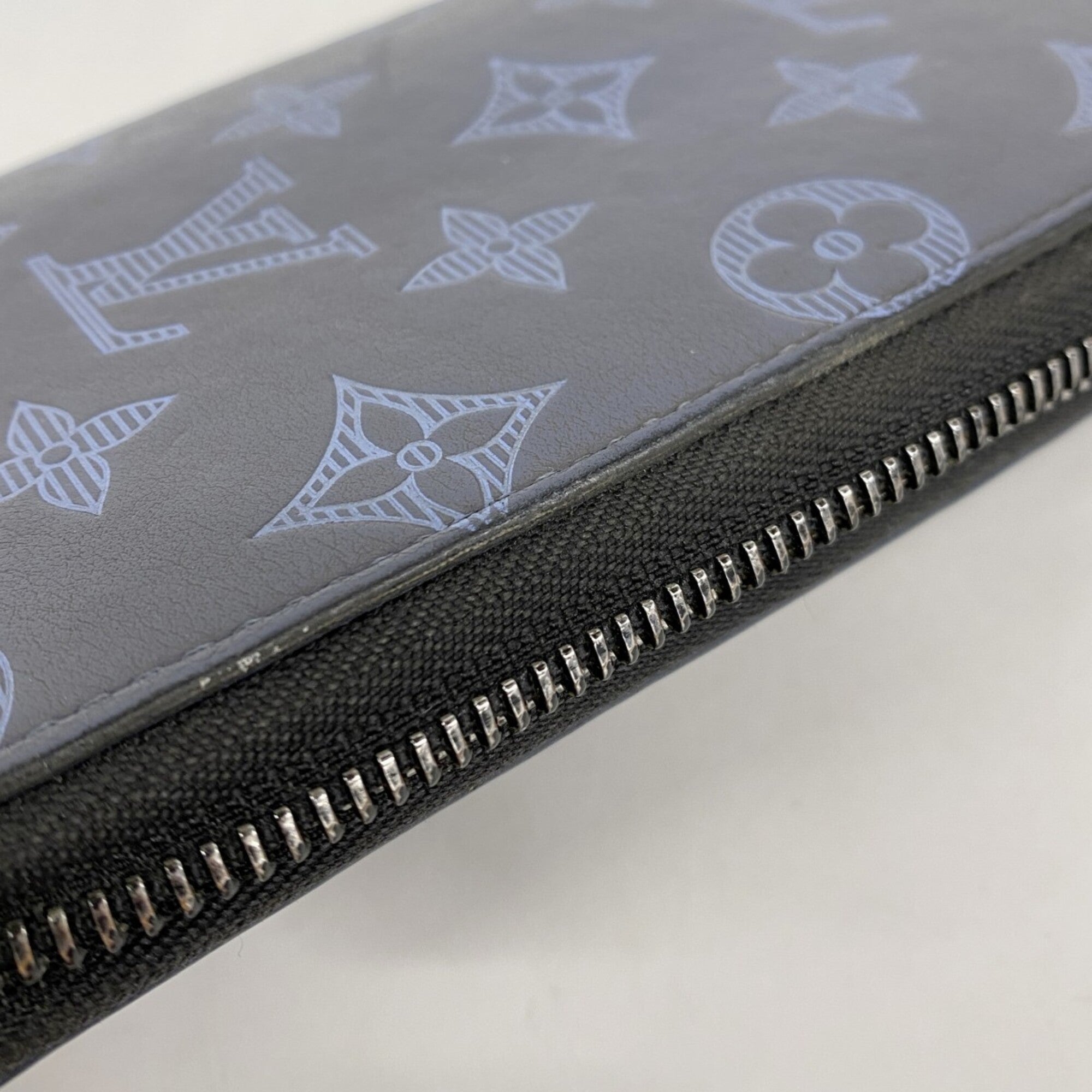 Louis Vuitton Navy Long Wallet (Bi-Fold) (Pre-Owned)
