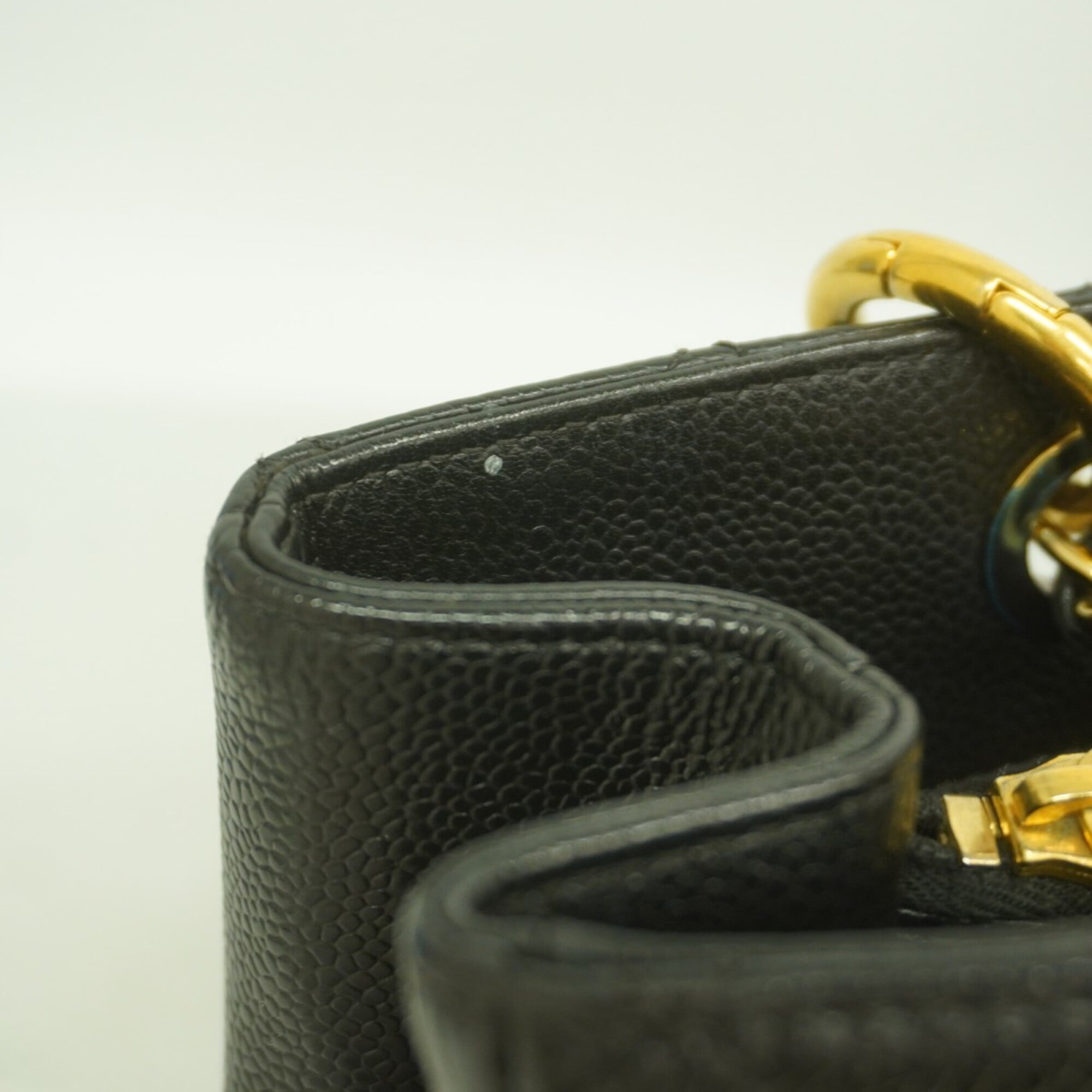 Chanel Black Grained Calfskin Tote Bag (Pre-Owned)