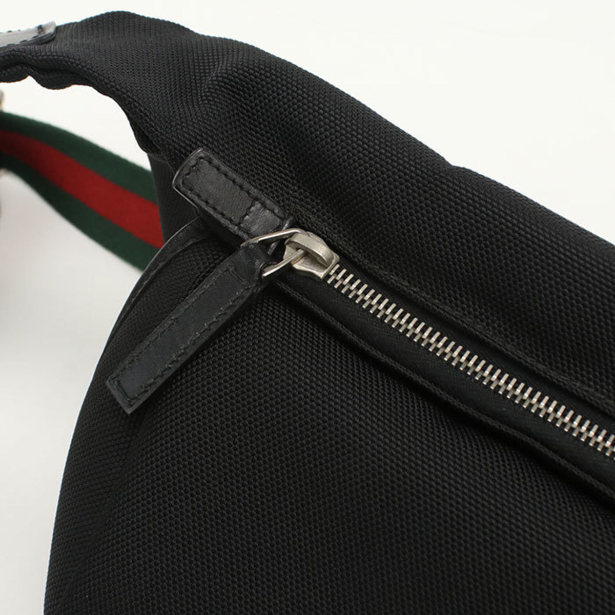Gucci Black Canvas Shoulder Bag Sling Bag (Pre-Owned)