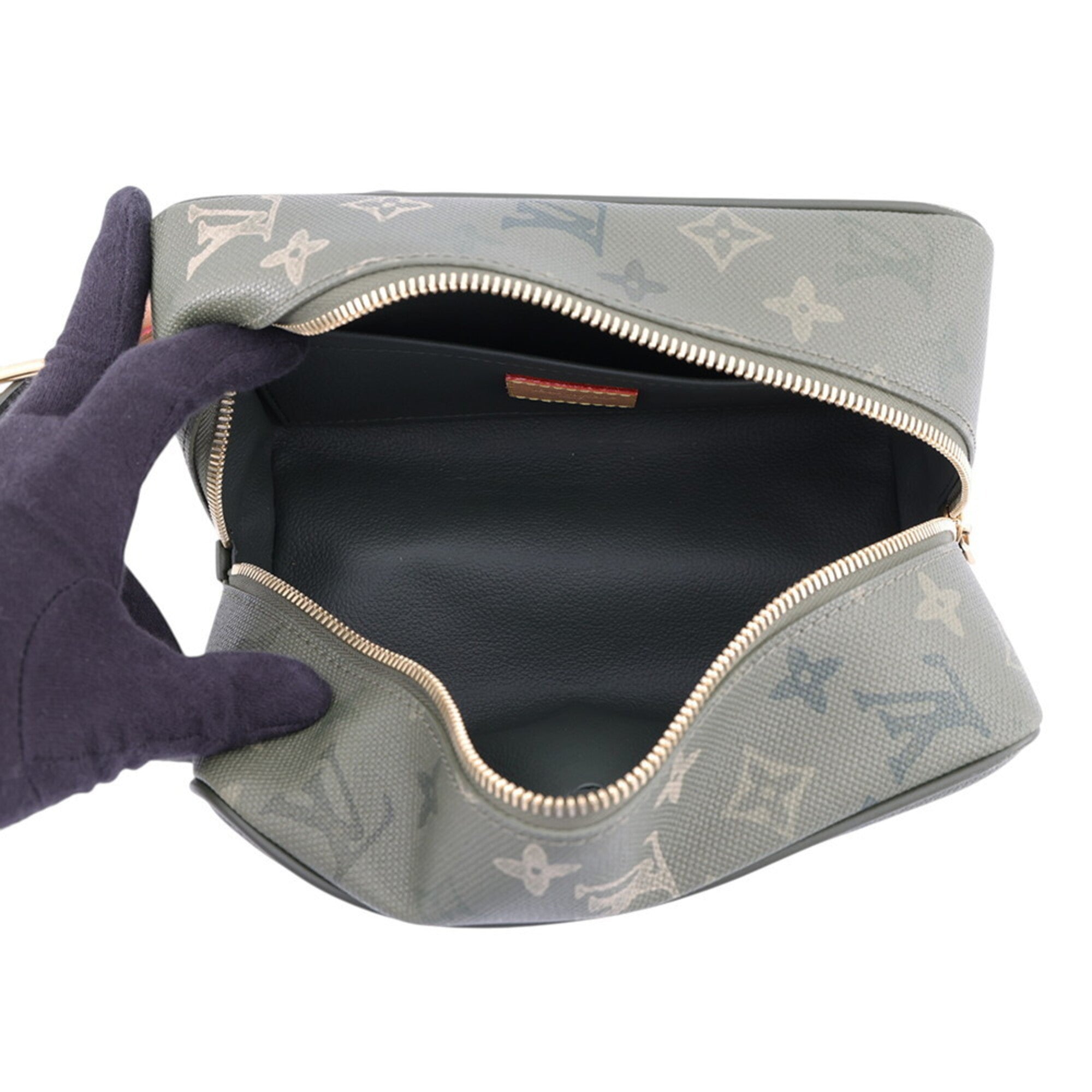 Louis Vuitton Green Khaki Monogram Monogram Clutch Bag Handbag Pouch (Pre-Owned)