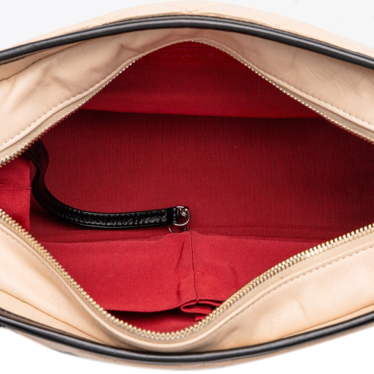 Chanel Beige Black Leather Shoulder Bag (Pre-Owned)