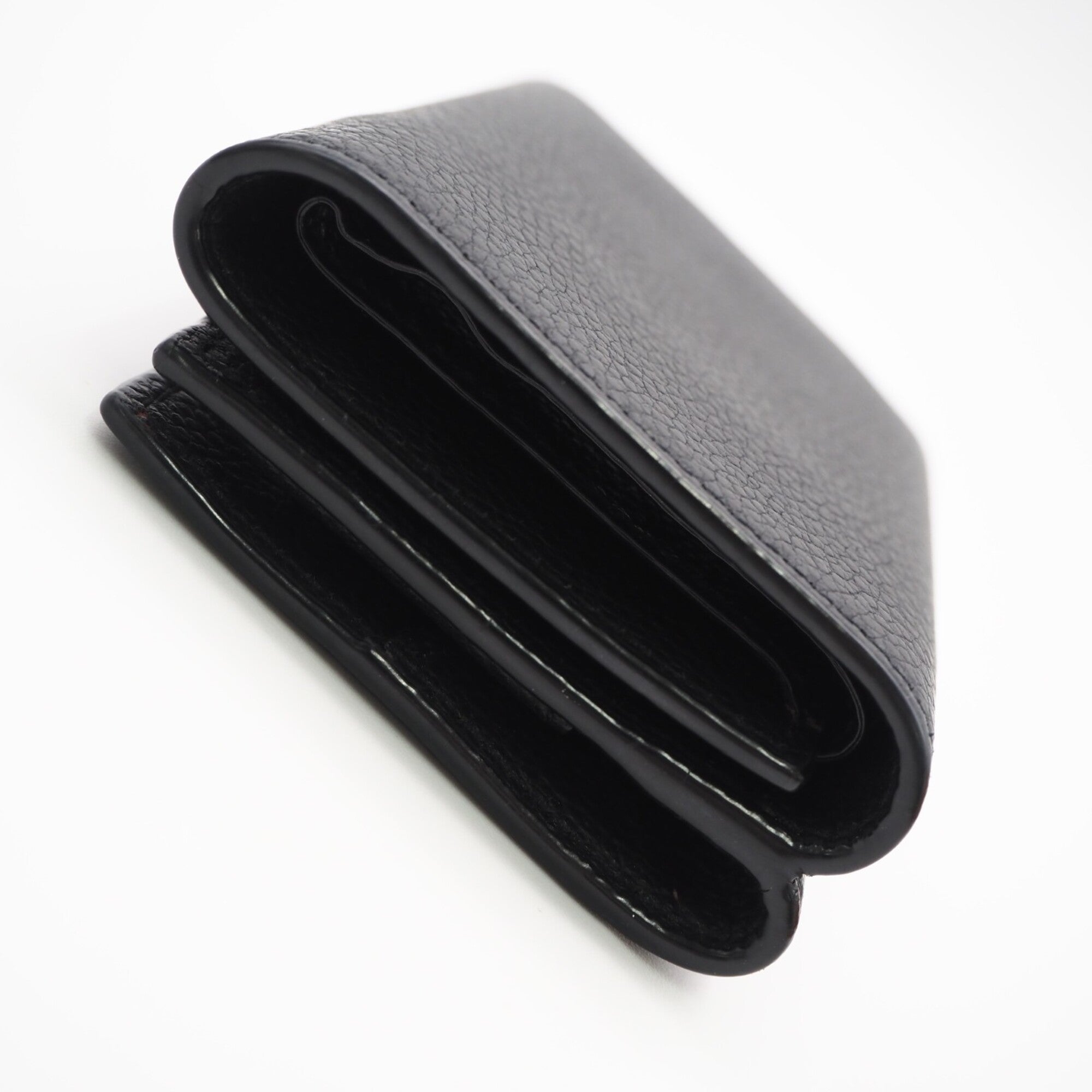 Yves Saint Laurent Black Leather Wallet (Tri-Fold) (Pre-Owned)