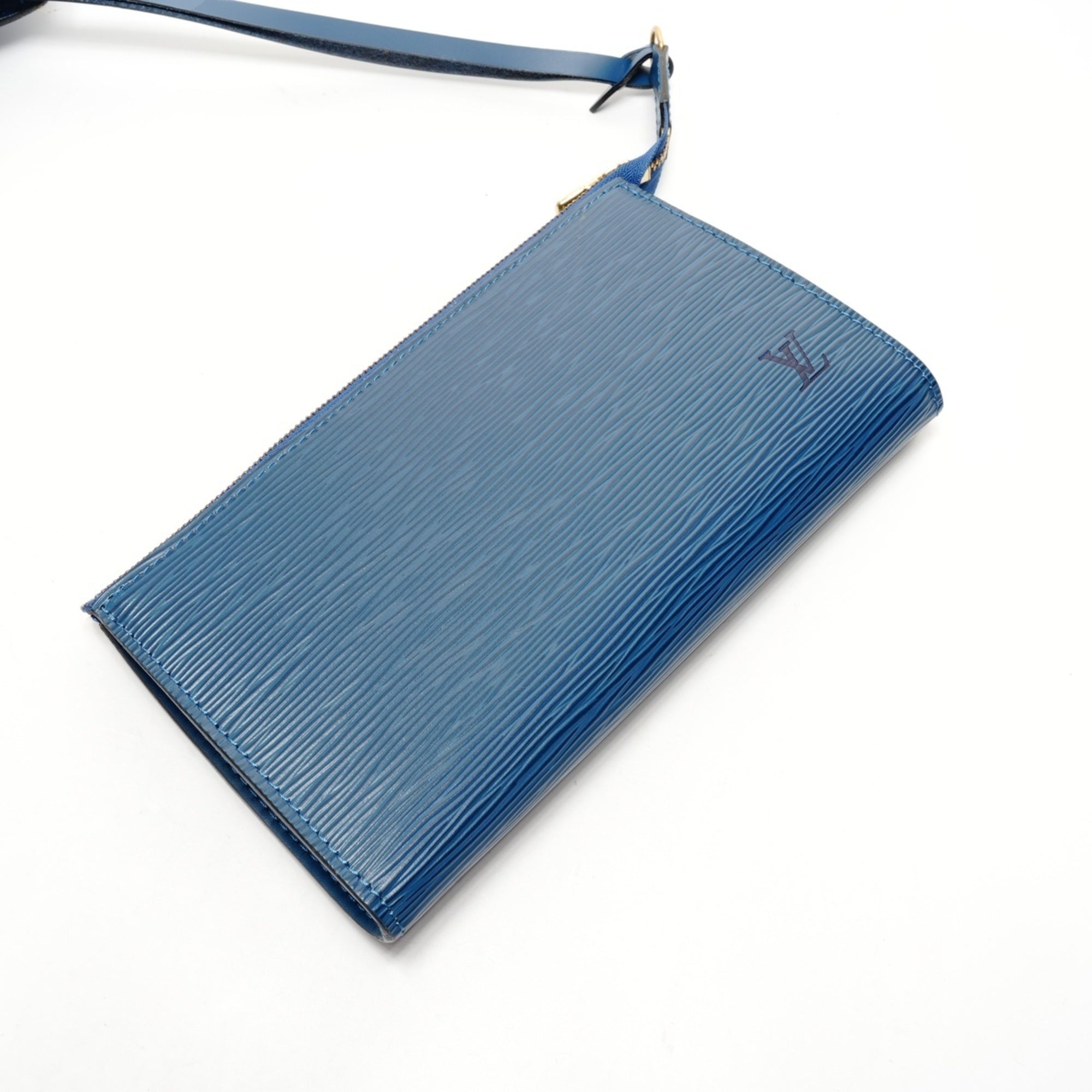 Louis Vuitton Blue Epi Leather Shoulder Bag (Pre-Owned)