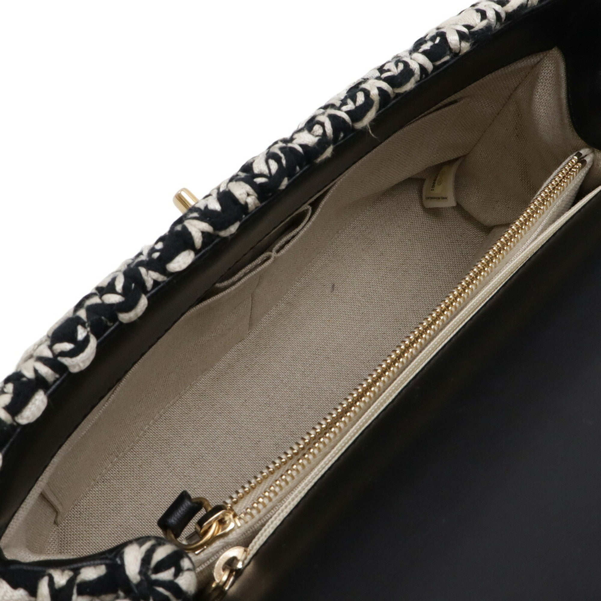 Chanel Black White Tweed Leather Handbag Shoulder Bag (Pre-Owned)