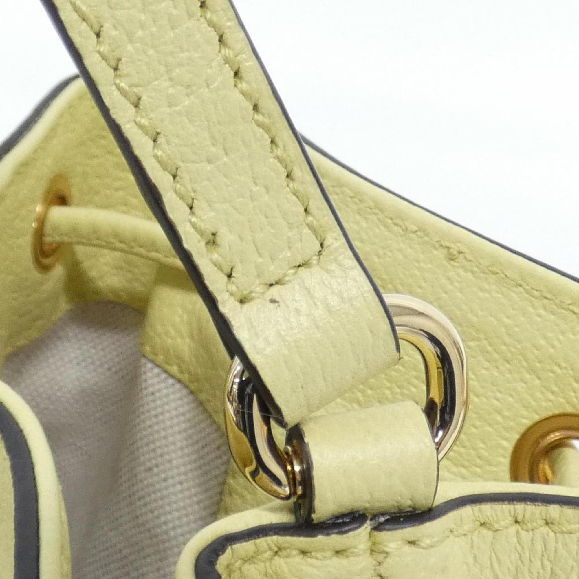 Gucci Camel Yellow Gg Canvas Shoulder Bag (Pre-Owned)
