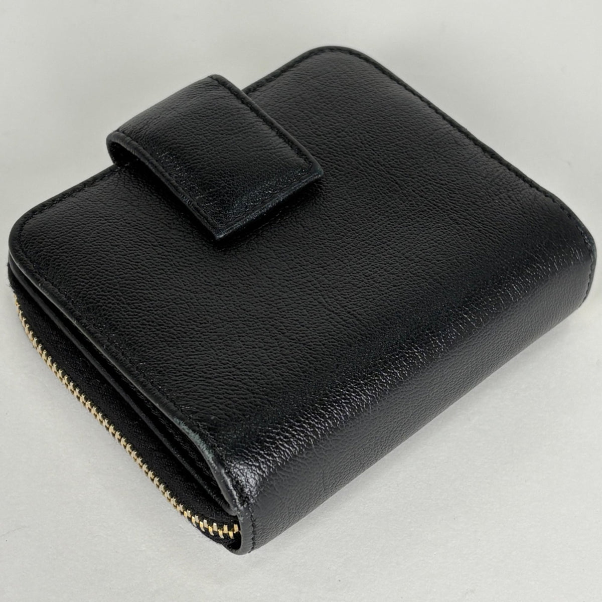 Yves Saint Laurent Black Leather Wallet (Bi-Fold) (Pre-Owned)