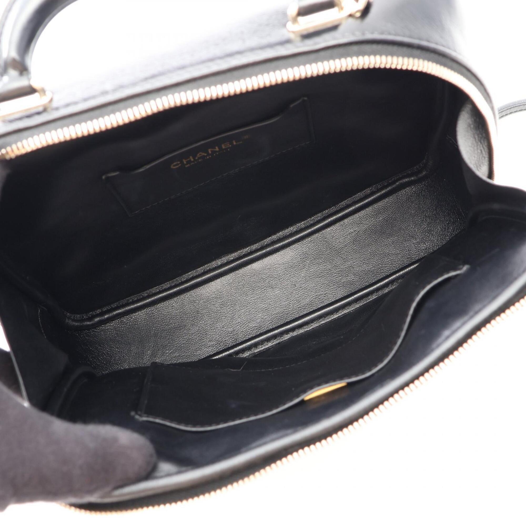 Chanel Black Leather Handbag Shoulder Bag (Pre-Owned)