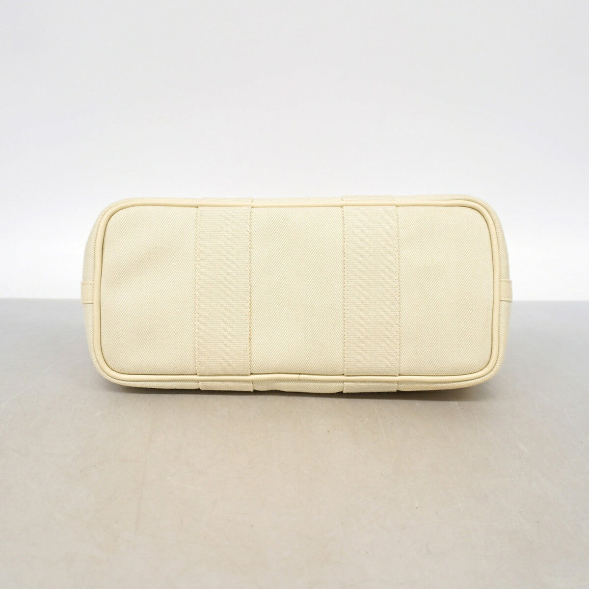 Hermes Ivory Toile Chevron Tote Bag (Pre-Owned)
