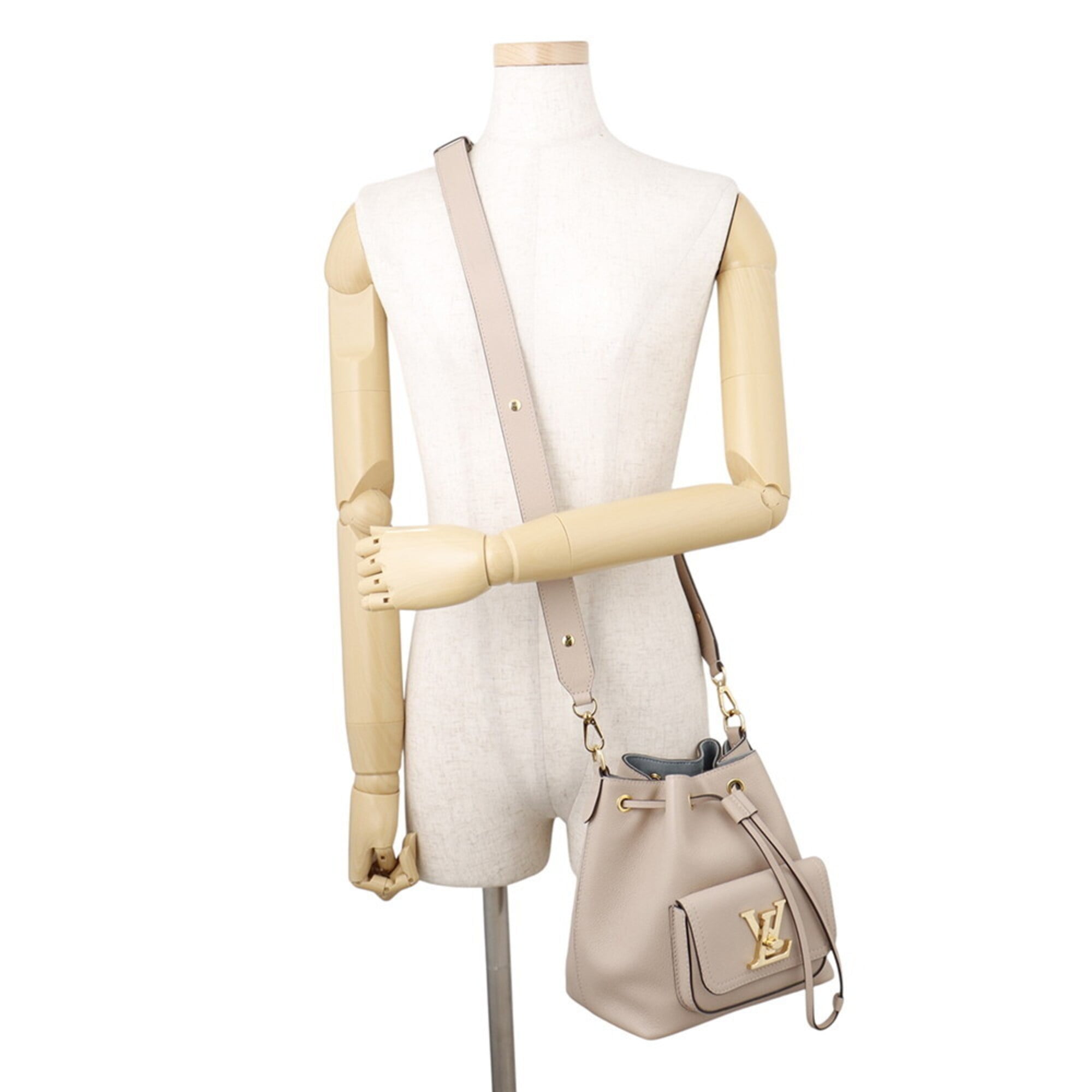 Louis Vuitton Beige Leather Handbag Shoulder Bag (Pre-Owned)