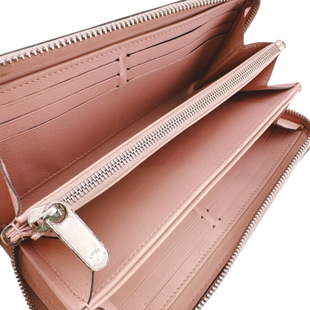 Louis Vuitton Mahina Beige Pink Mahina Leather Long Wallet (Bi-Fold) (Pre-Owned)