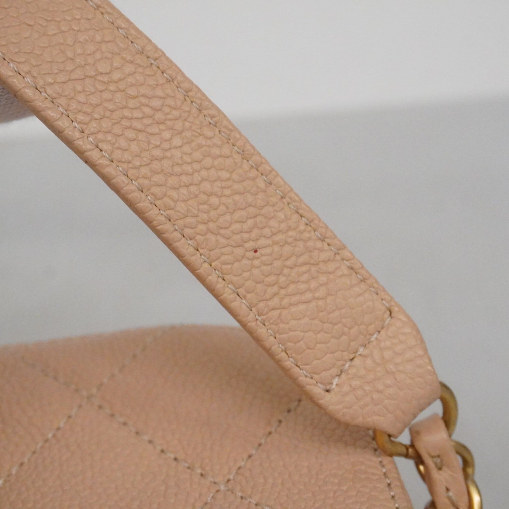 Chanel Beige Grained Calfskin Shoulder Bag (Pre-Owned)