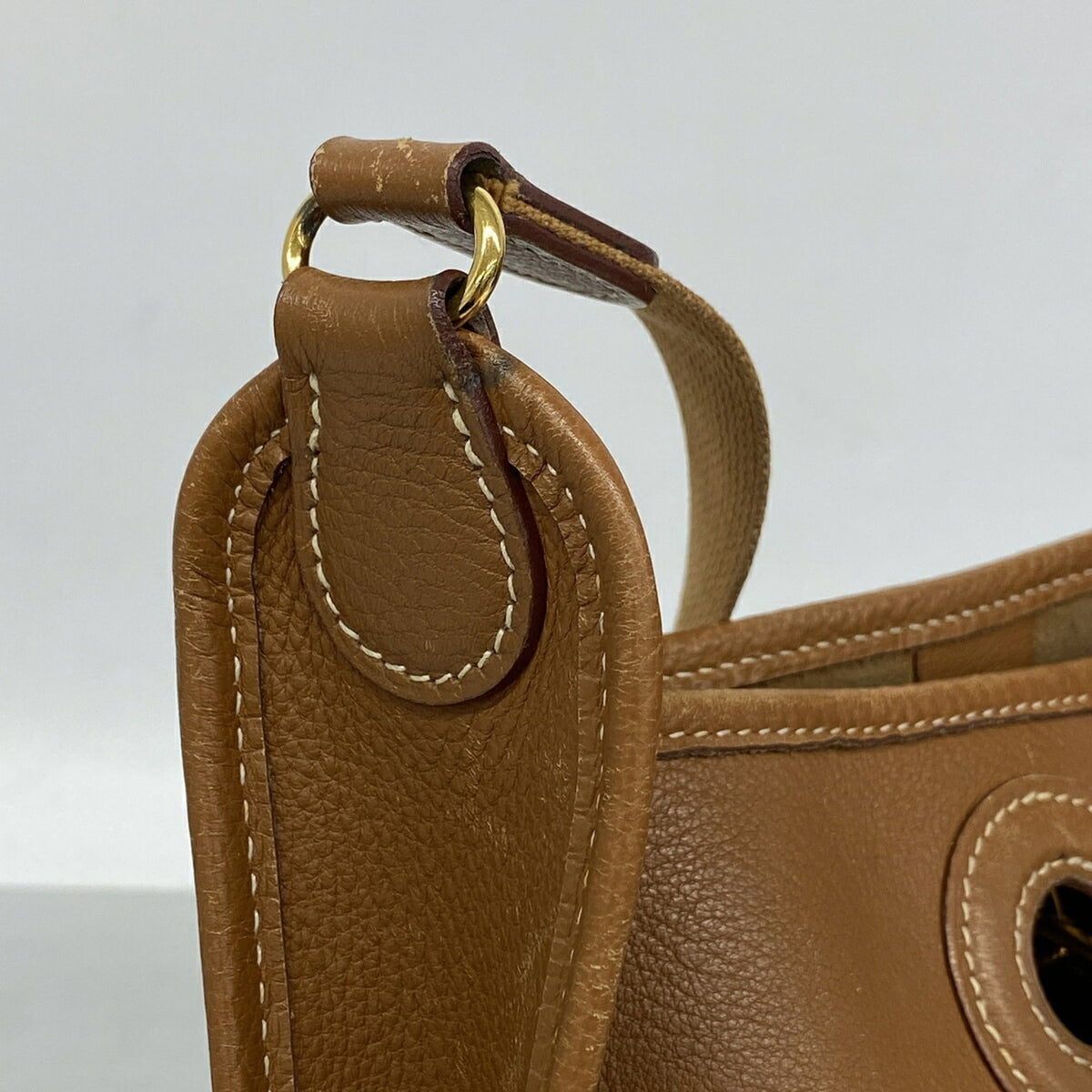 Hermes Gold Shoulder Bag (Pre-Owned)