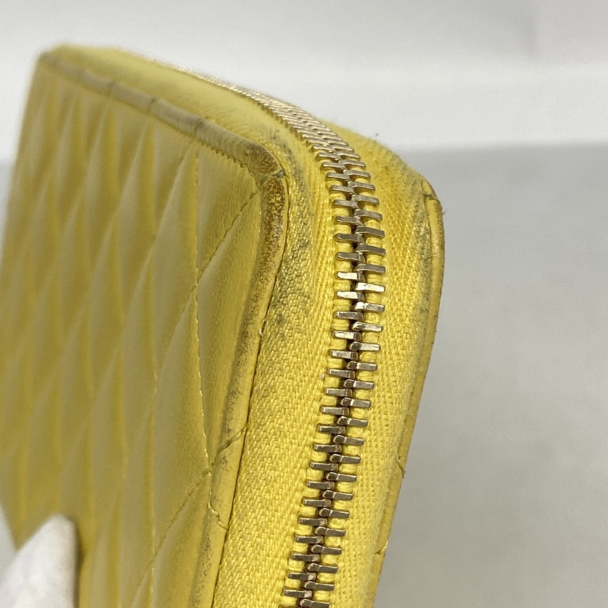 Chanel Yellow Leather Long Wallet (Bi-Fold) (Pre-Owned)