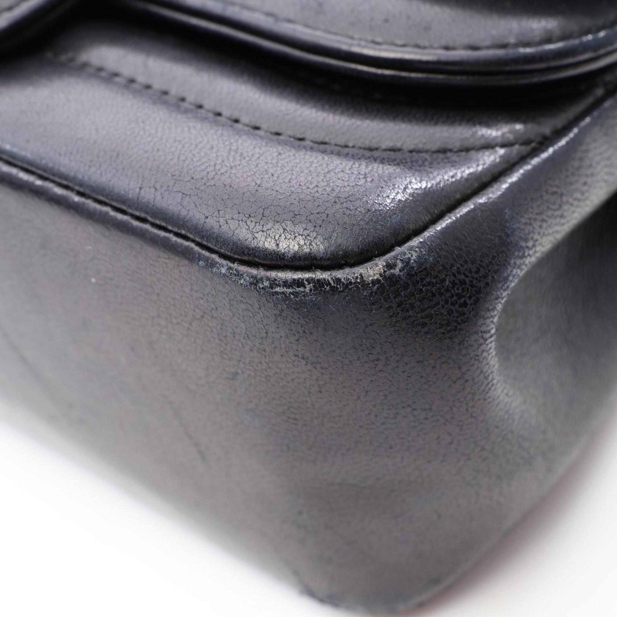 Chanel Black Leather Handbag Shoulder Bag (Pre-Owned)