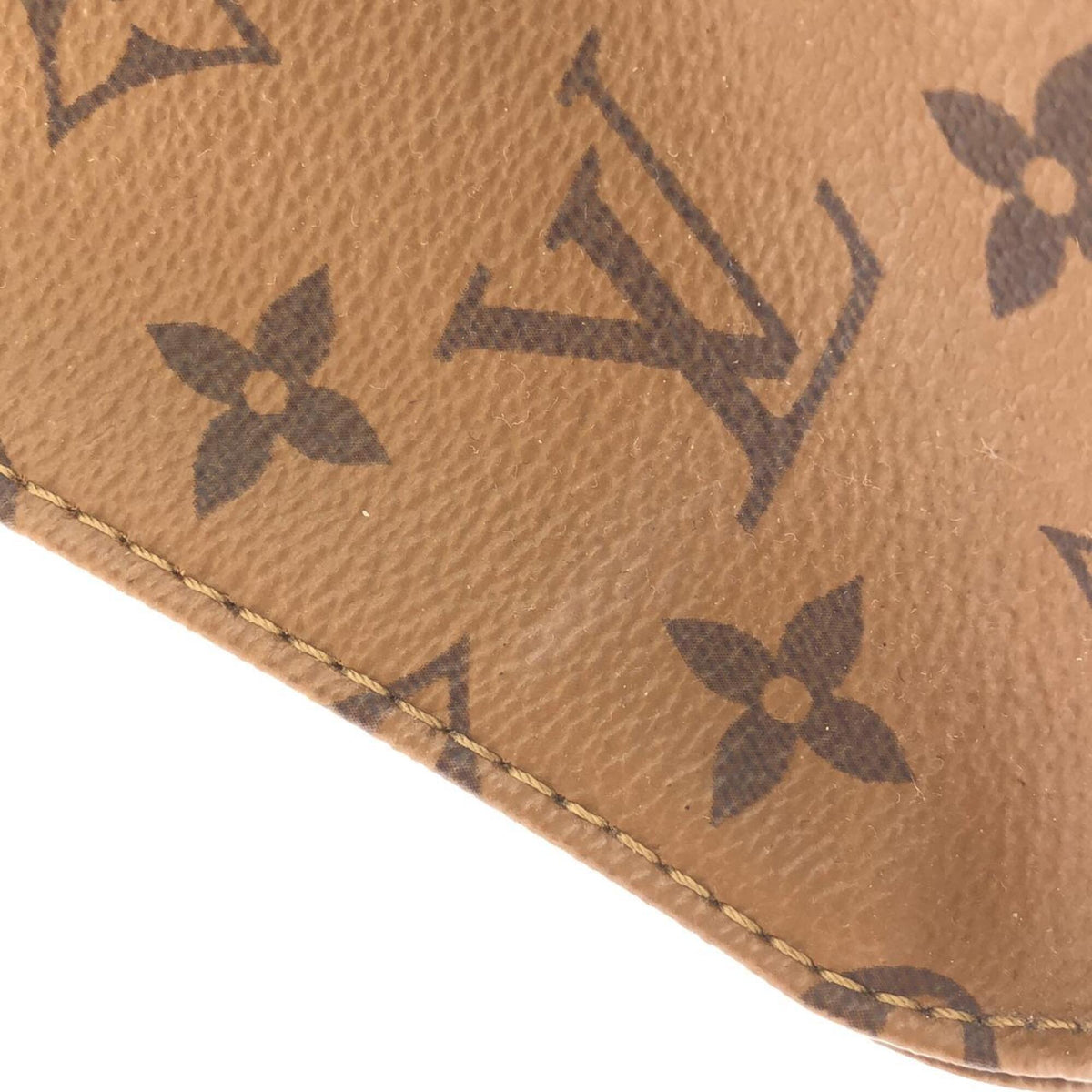 Louis Vuitton Marron Coated Canvas Handbag (Pre-Owned)