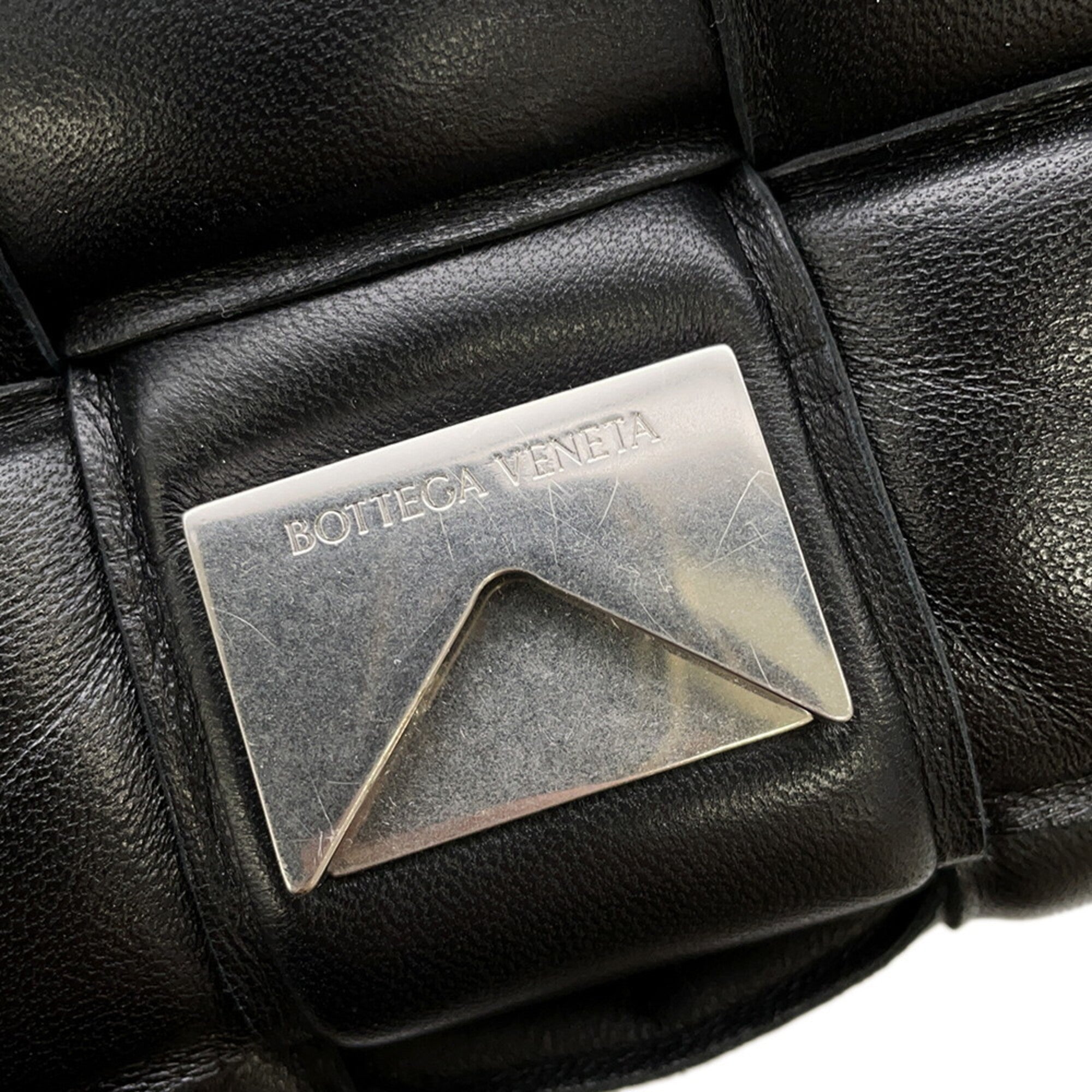 Bottega Veneta Black Leather Handbag Shoulder Bag (Pre-Owned)