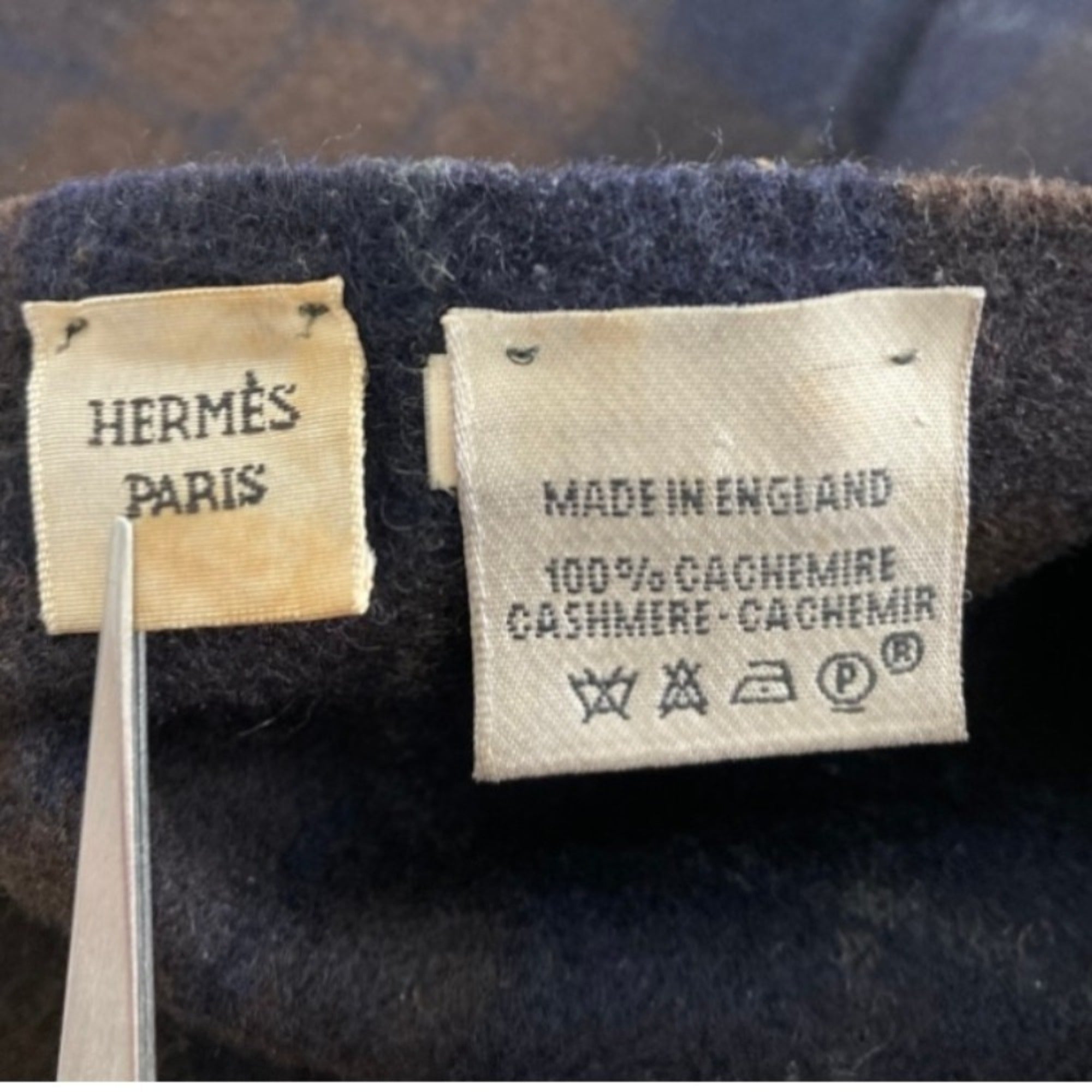 Hermes Brown Navy Cashmere (Pre-Owned)