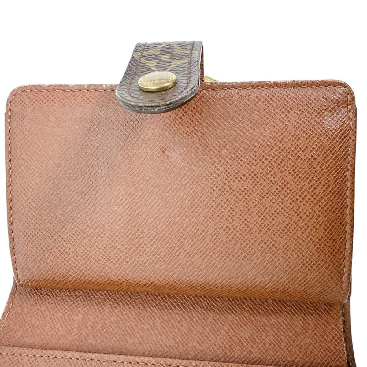 Louis Vuitton Brown Monogram Monogram Wallet (Bi-Fold) (Pre-Owned)