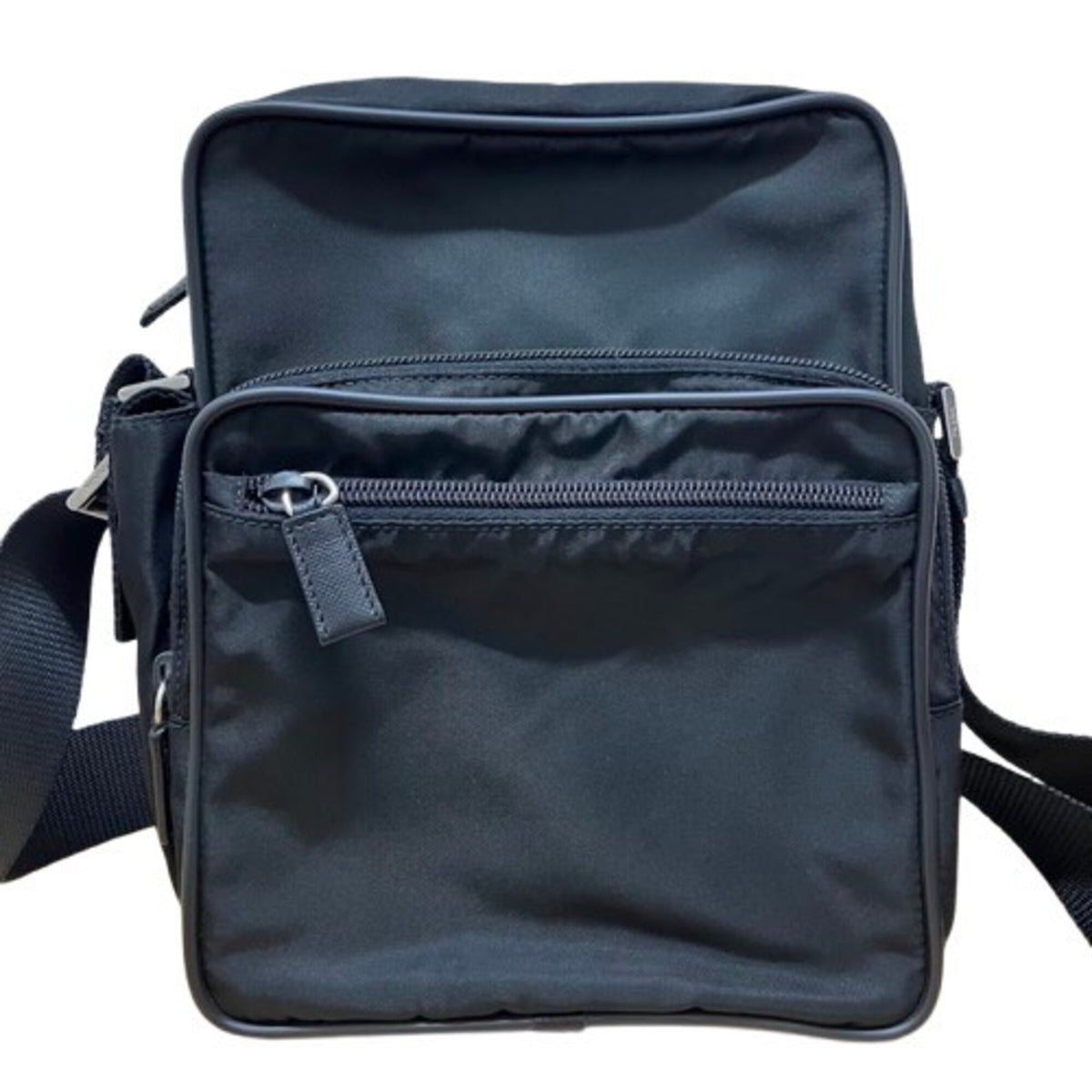 Prada Black Nylon Shoulder Bag (Pre-Owned)
