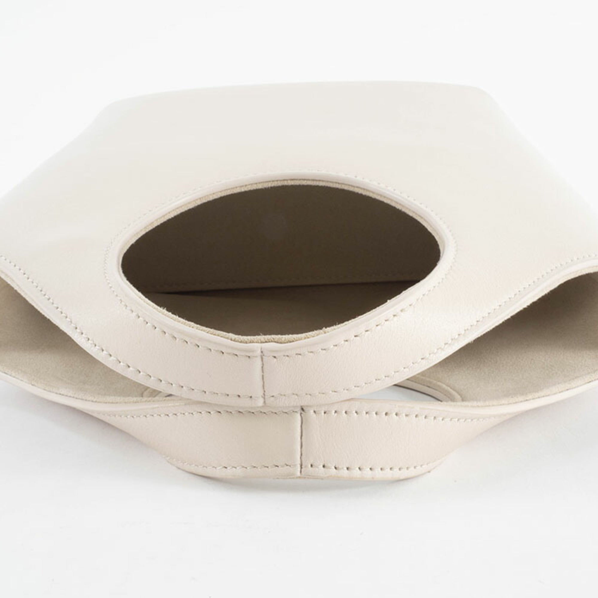 Balenciaga Cream Leather Tote Bag (Pre-Owned)
