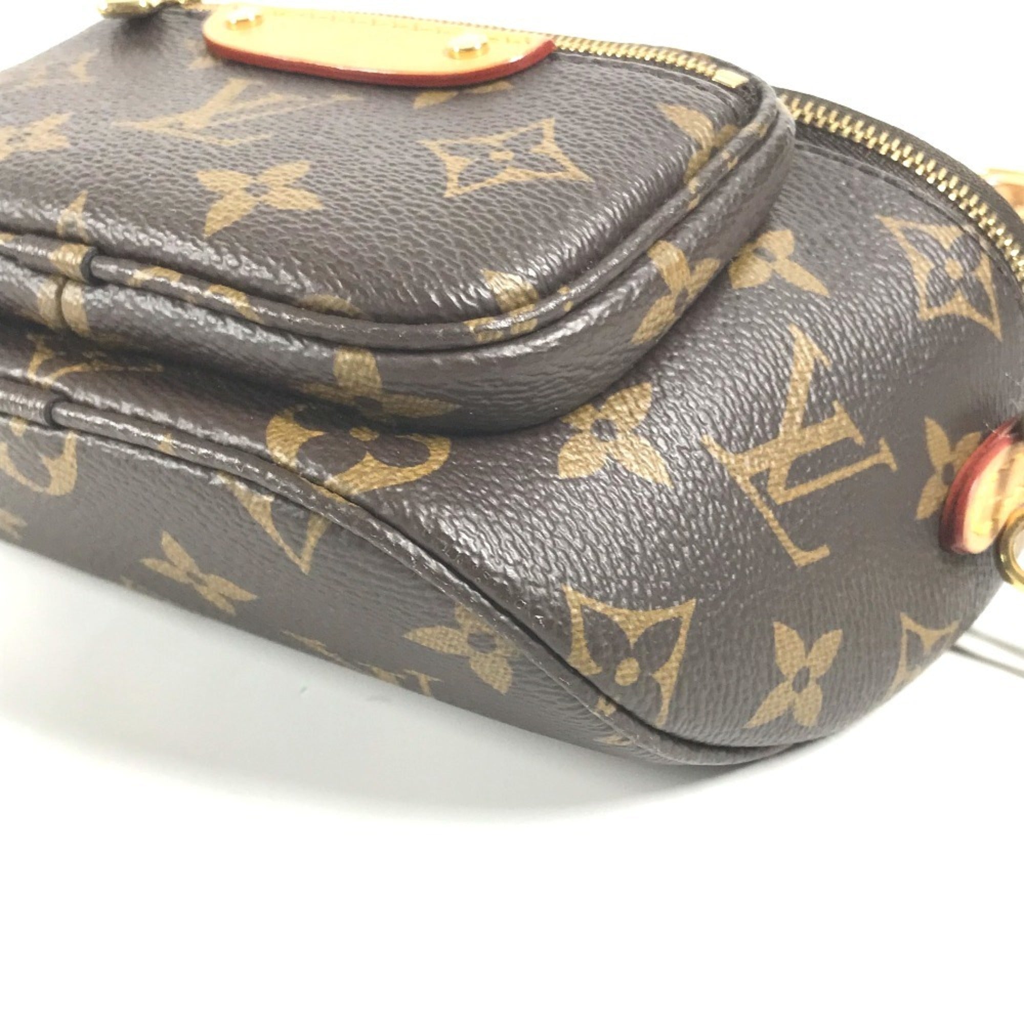 Louis Vuitton Brown Monogram Monogram Pochette Shoulder Bag Sling Bag (Pre-Owned)