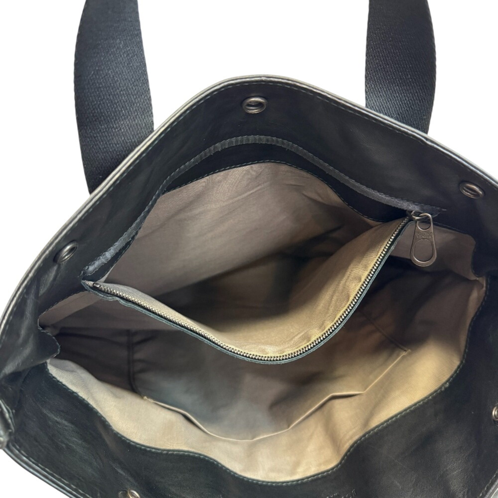 Bottega Veneta Intrecciato Black Leather Tote Bag (Pre-Owned)