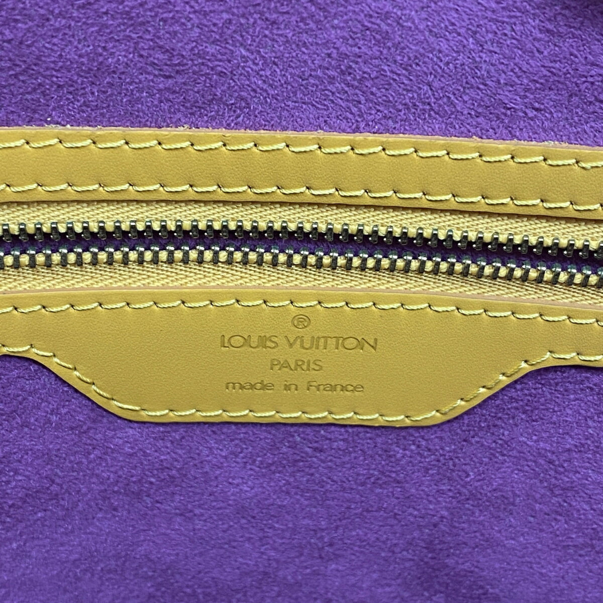 Louis Vuitton Jaune Shoulder Bag (Pre-Owned)