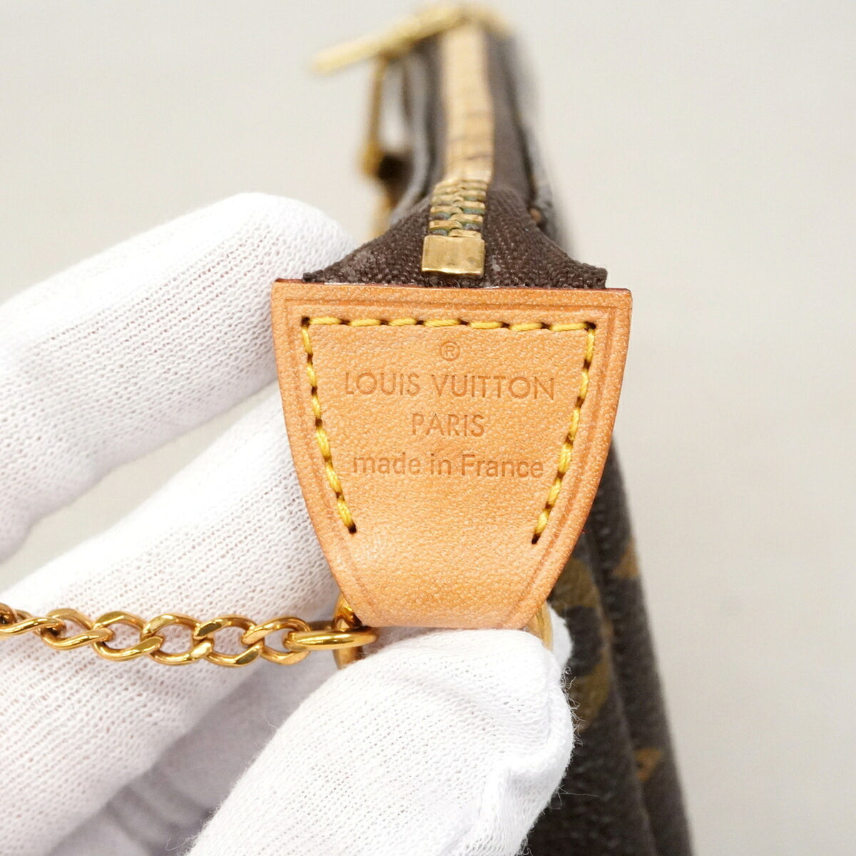 Louis Vuitton Brown Pouch (Pre-Owned)