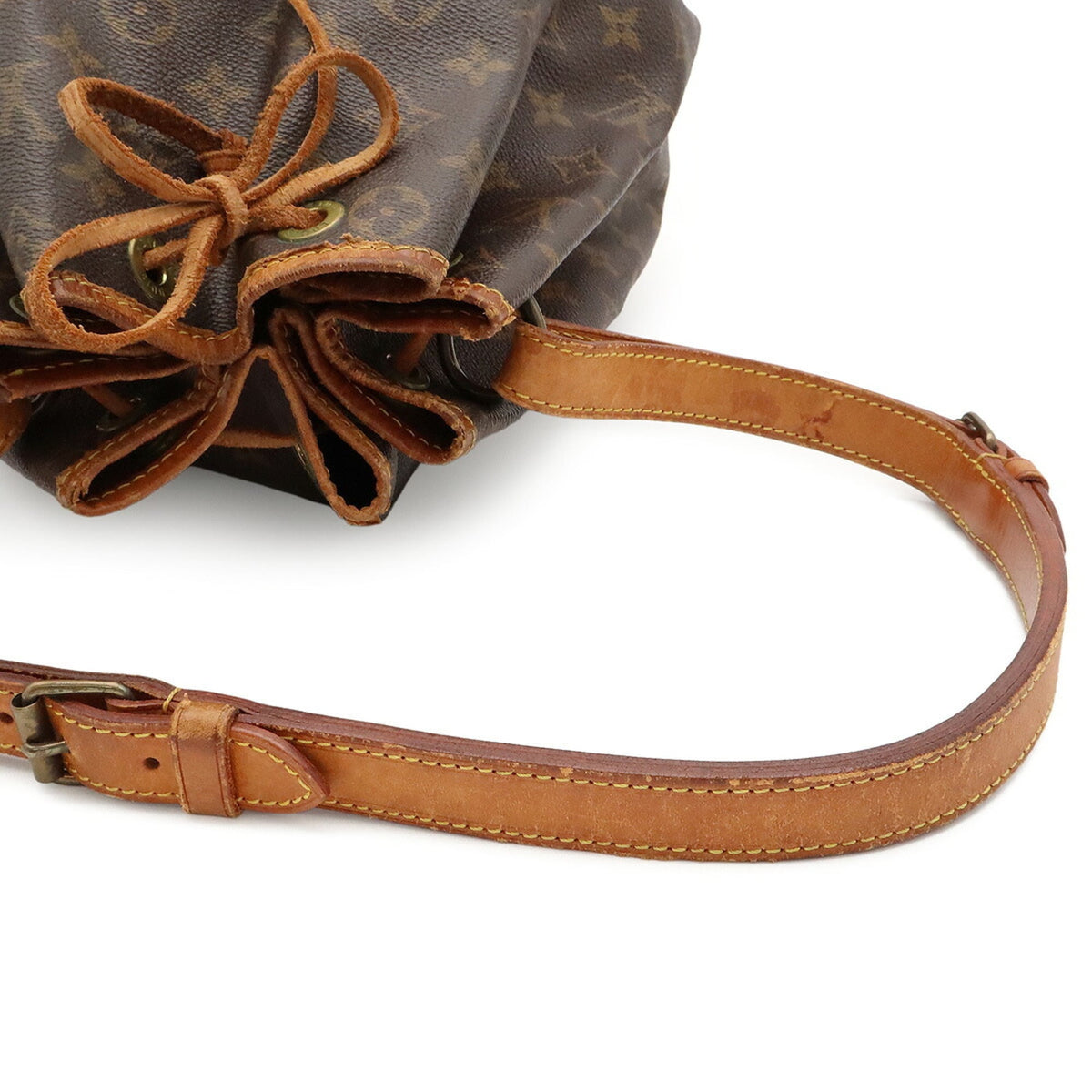 Louis Vuitton Brown Monogram Monogram Shoulder Bag (Pre-Owned)