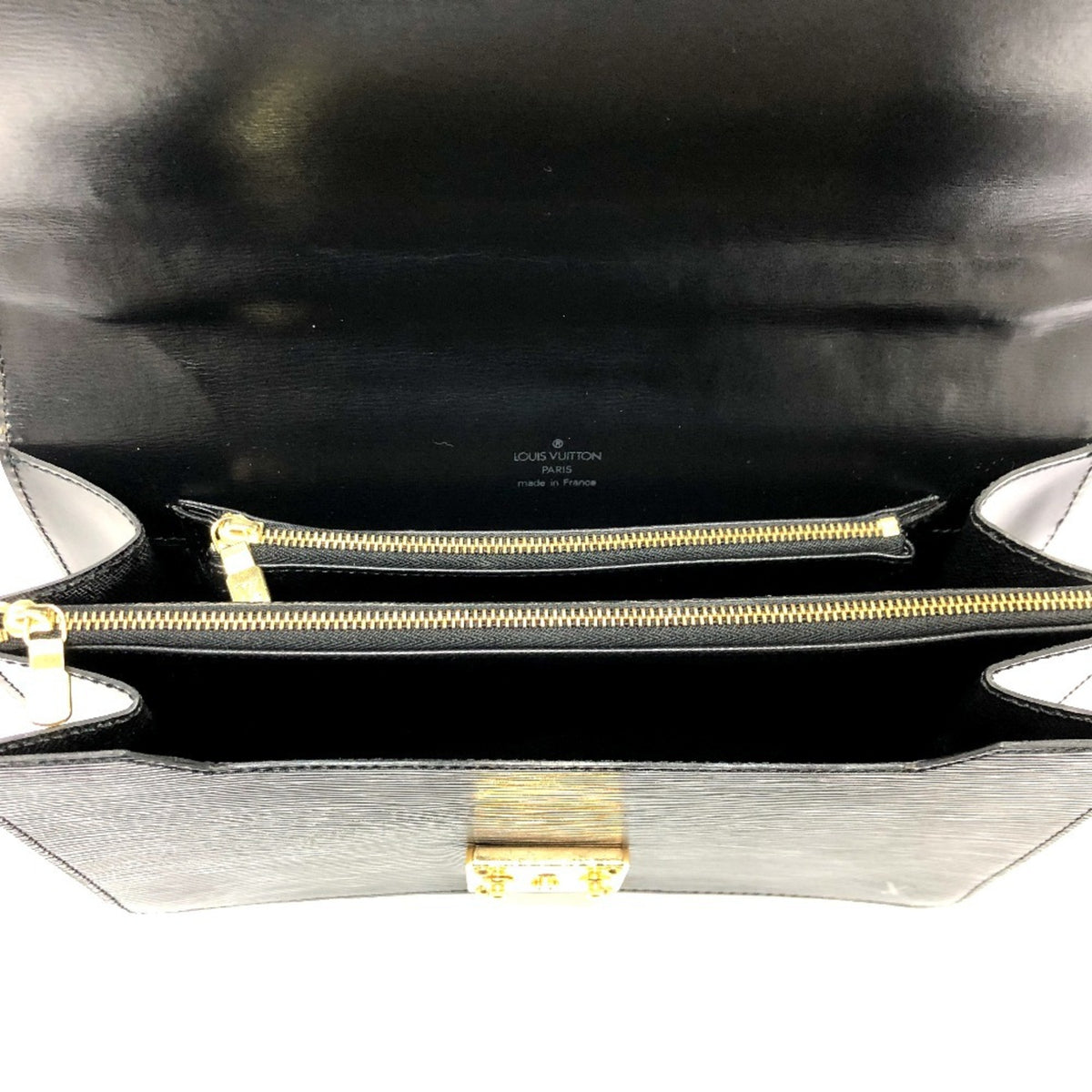 Louis Vuitton Black Epi Leather Handbag (Pre-Owned)