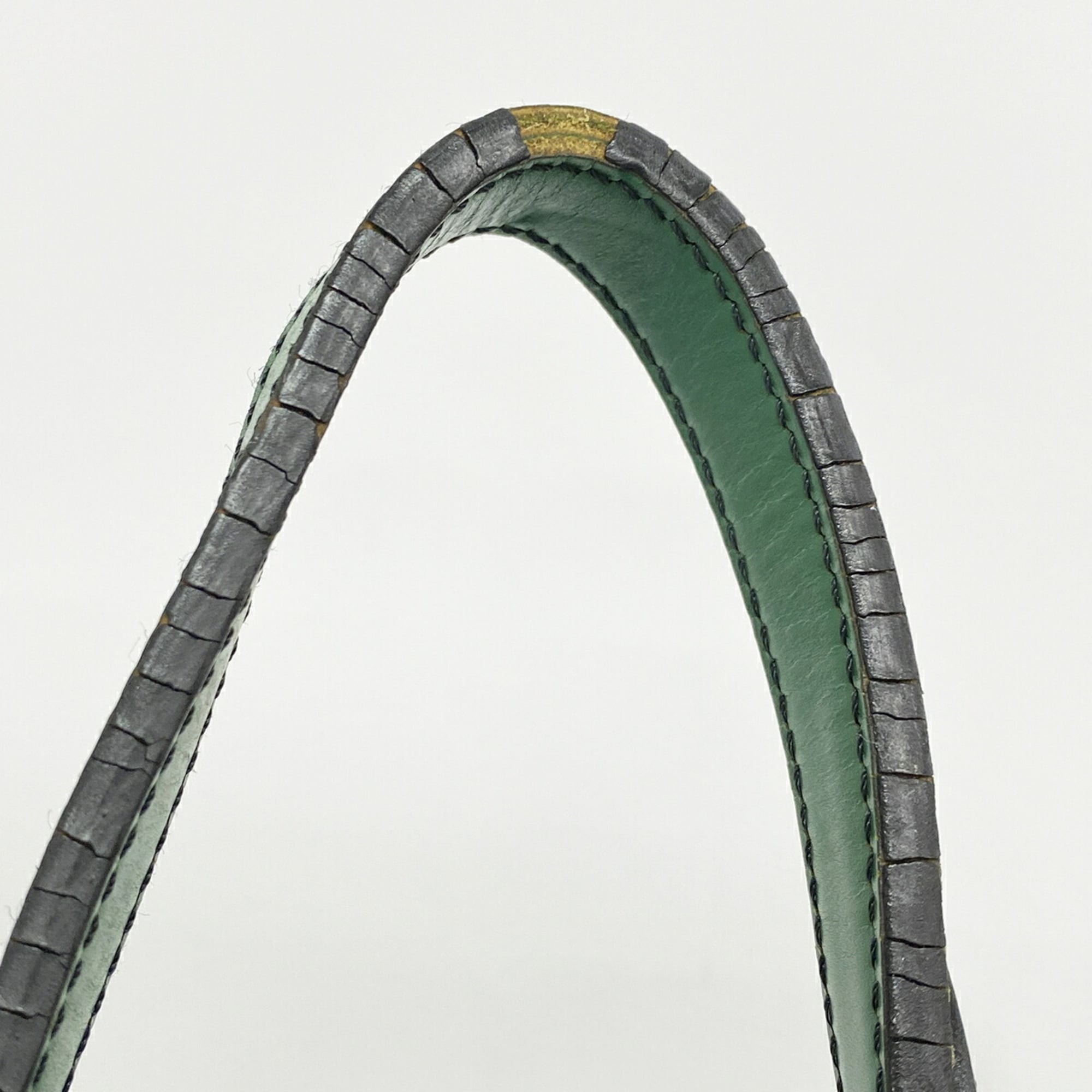 Louis Vuitton Borneo Green Shoulder Bag (Pre-Owned)