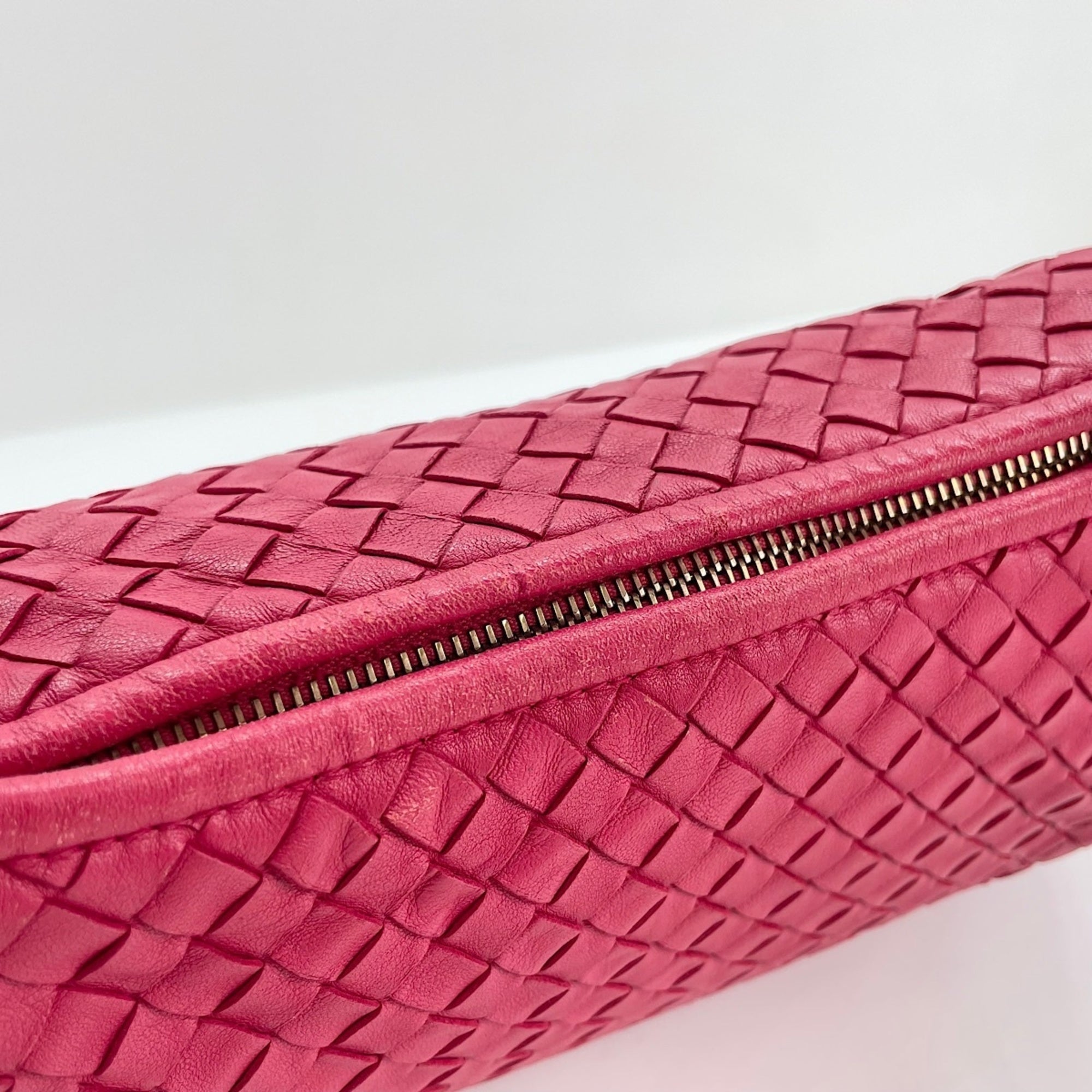Bottega Veneta Red Color Shoulder Bag (Pre-Owned)