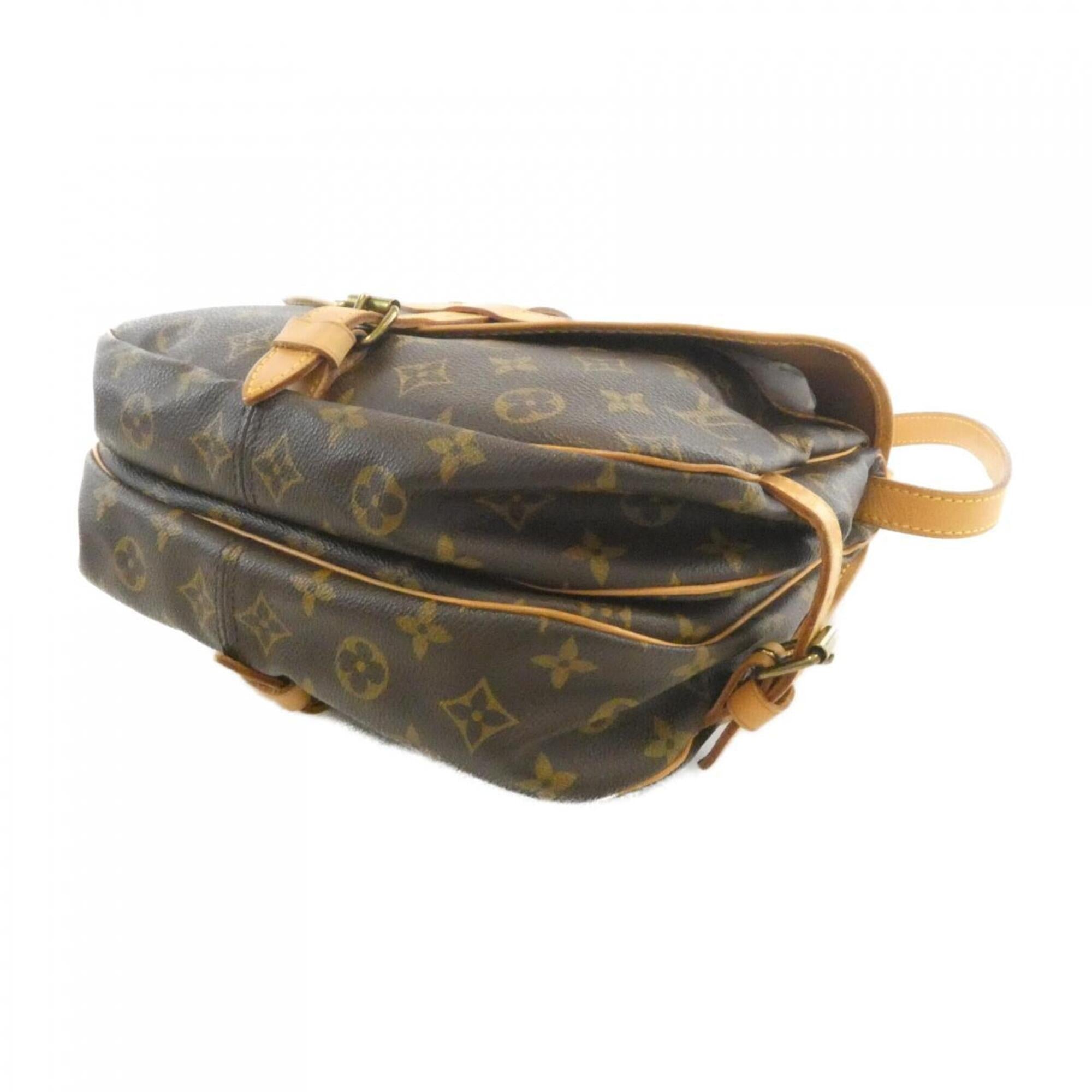 Louis Vuitton Marron Coated Canvas Shoulder Bag (Pre-Owned)