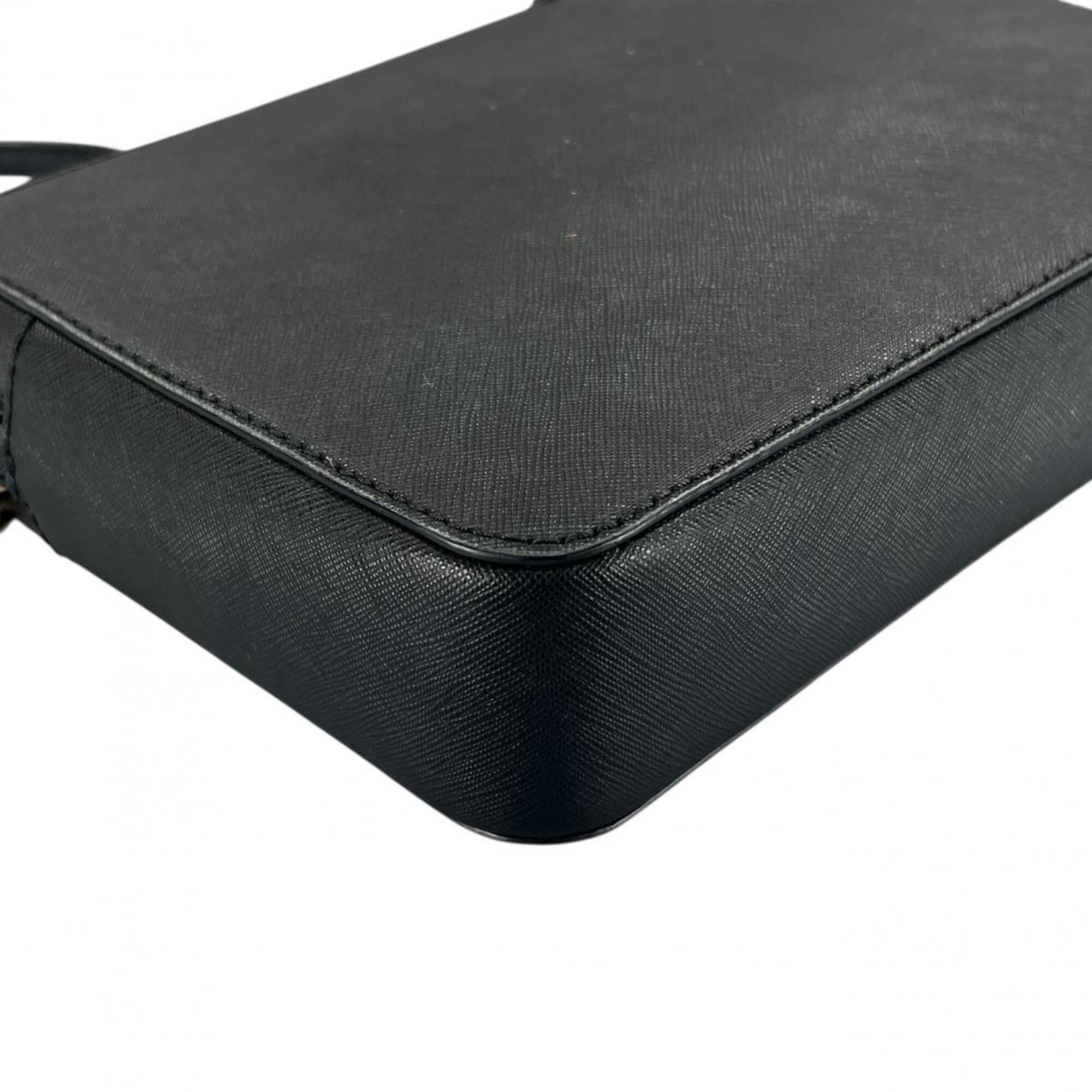 Michael Kors Black Leather Shoulder Bag (Pre-Owned)
