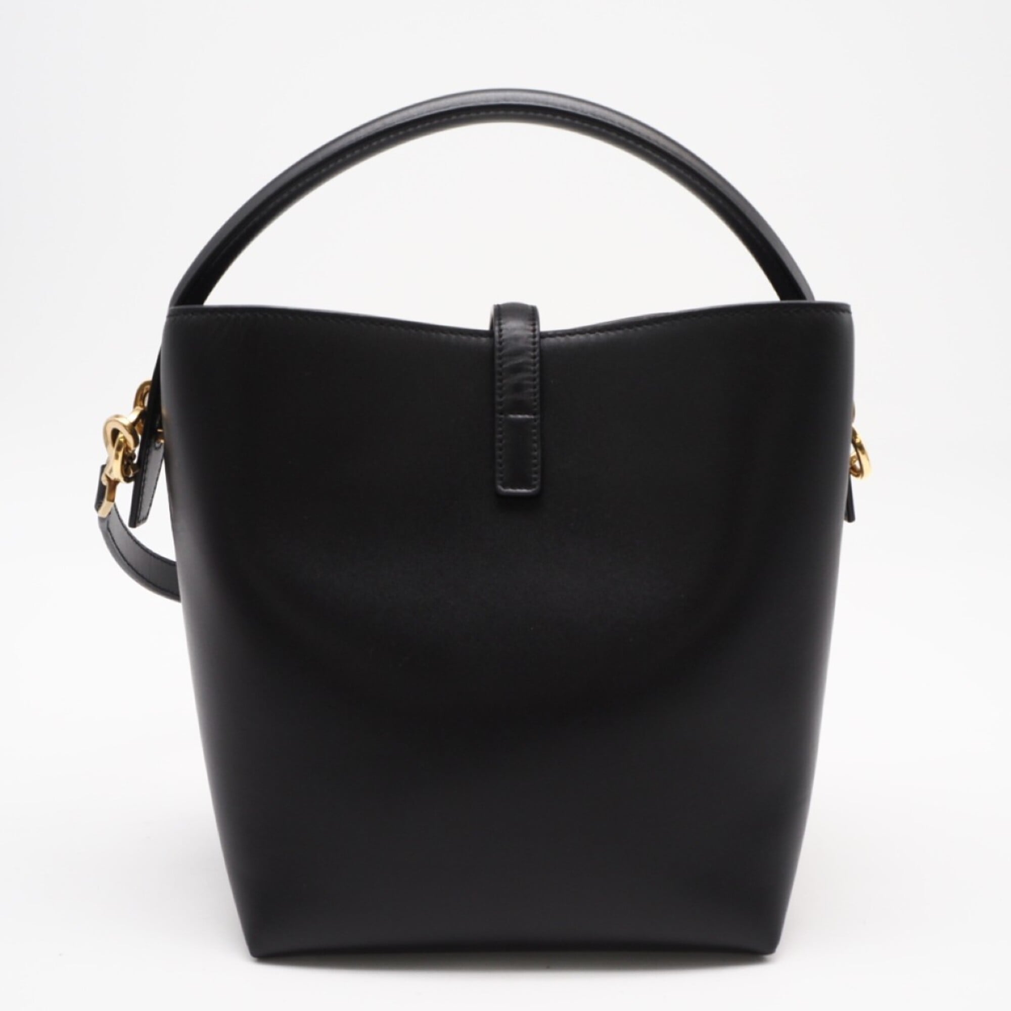 Yves Saint Laurent Black Leather Handbag (Pre-Owned)