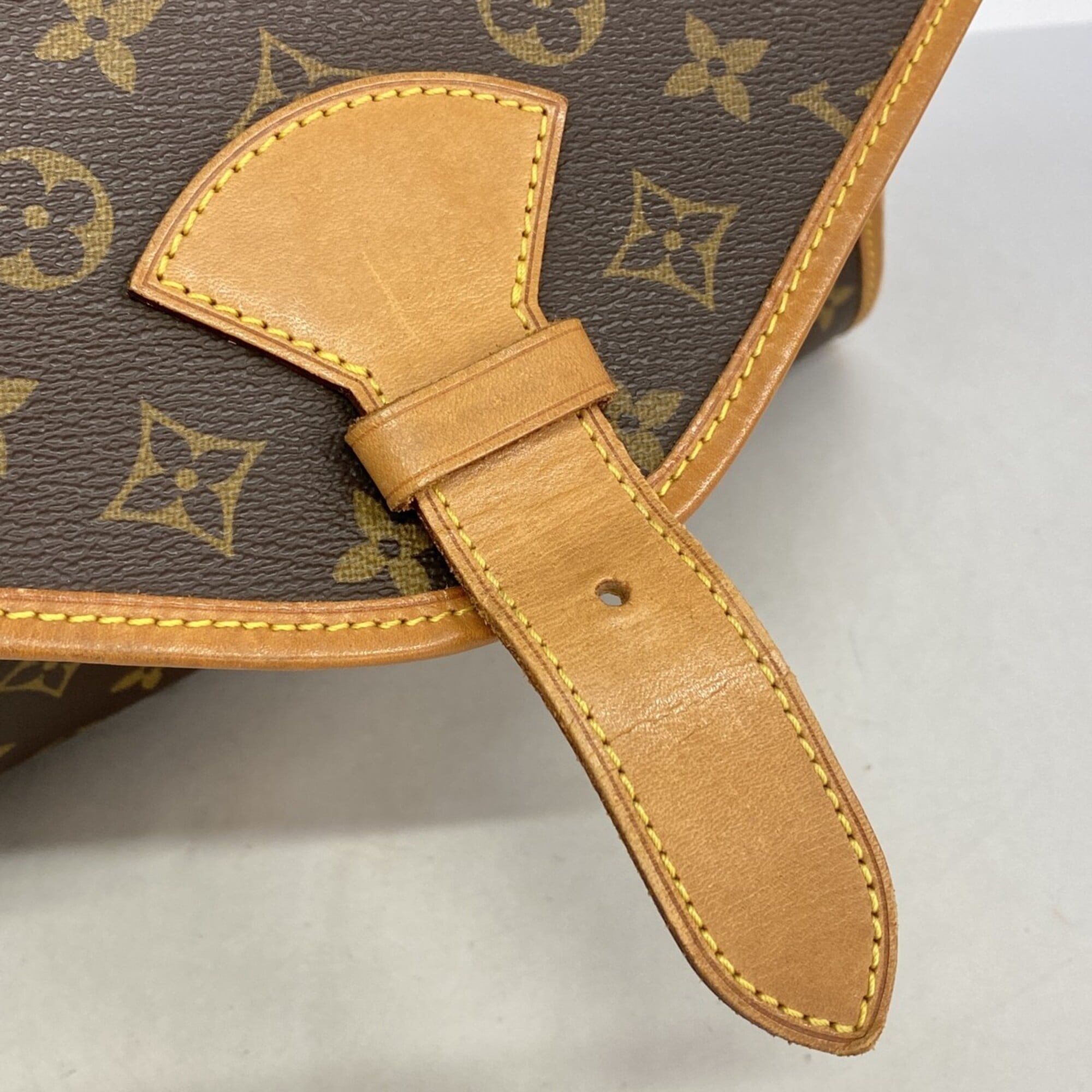 Louis Vuitton Brown Handbag (Pre-Owned)