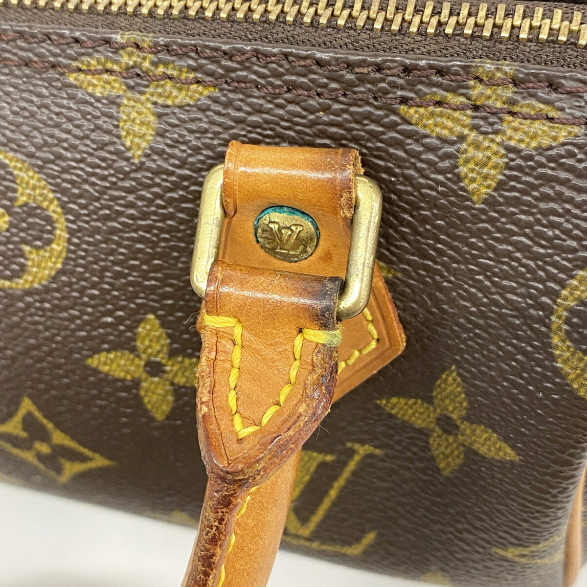 Louis Vuitton Brown Handbag (Pre-Owned)