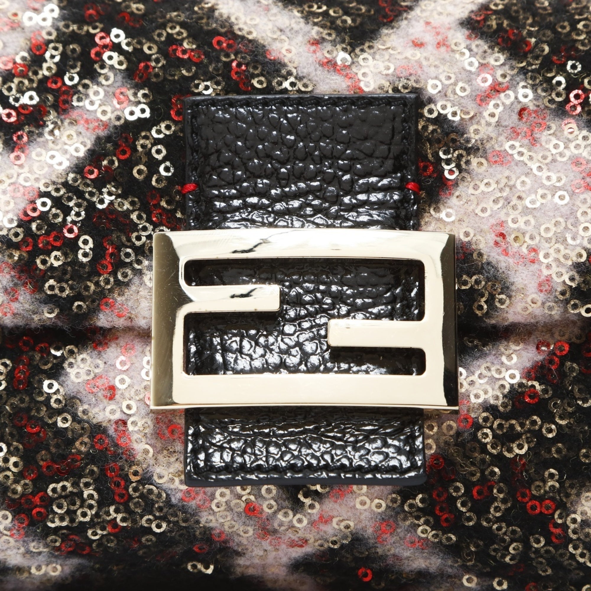 Fendi Black Wool Shoulder Bag (Pre-Owned)
