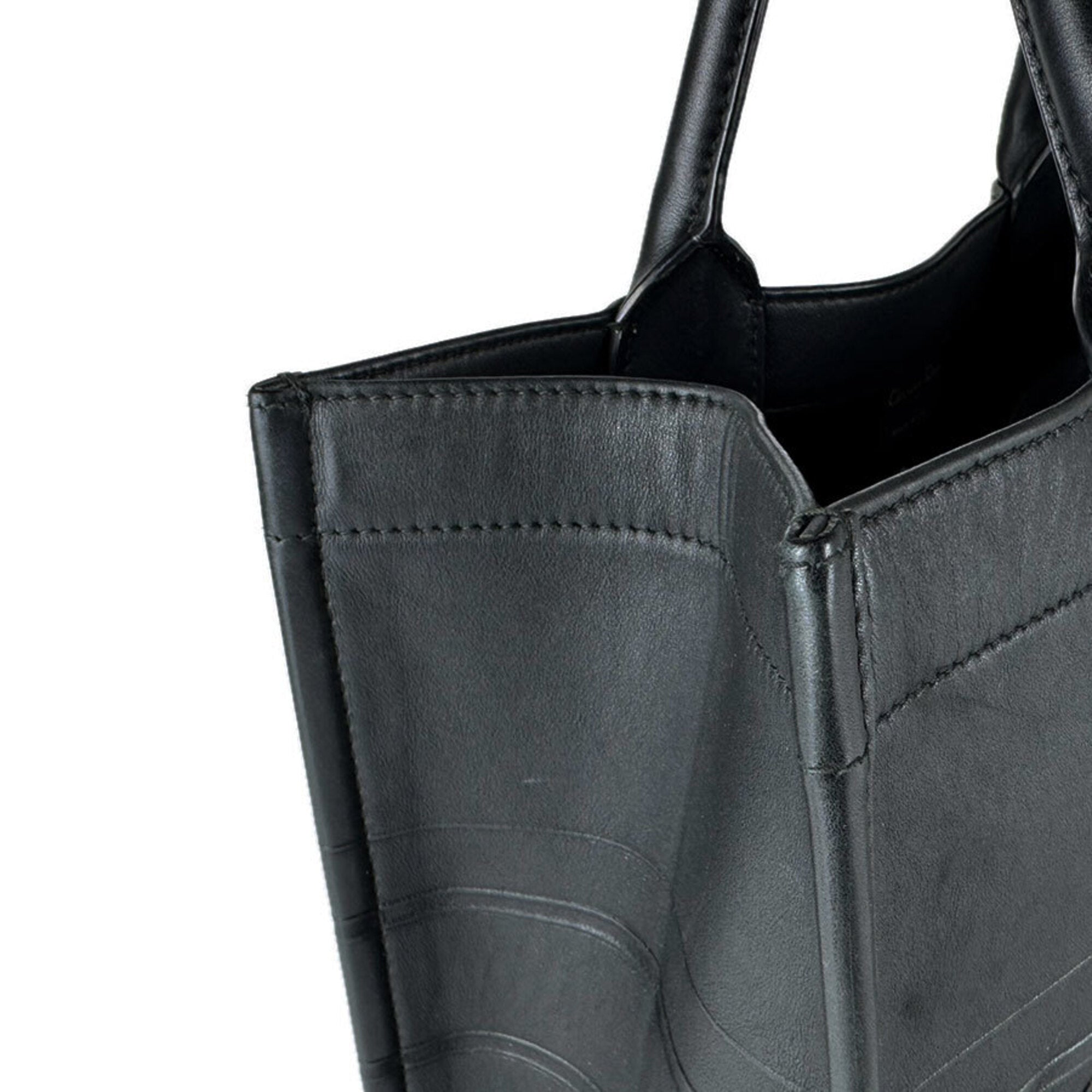 Christian Dior Black Leather Handbag (Pre-Owned)
