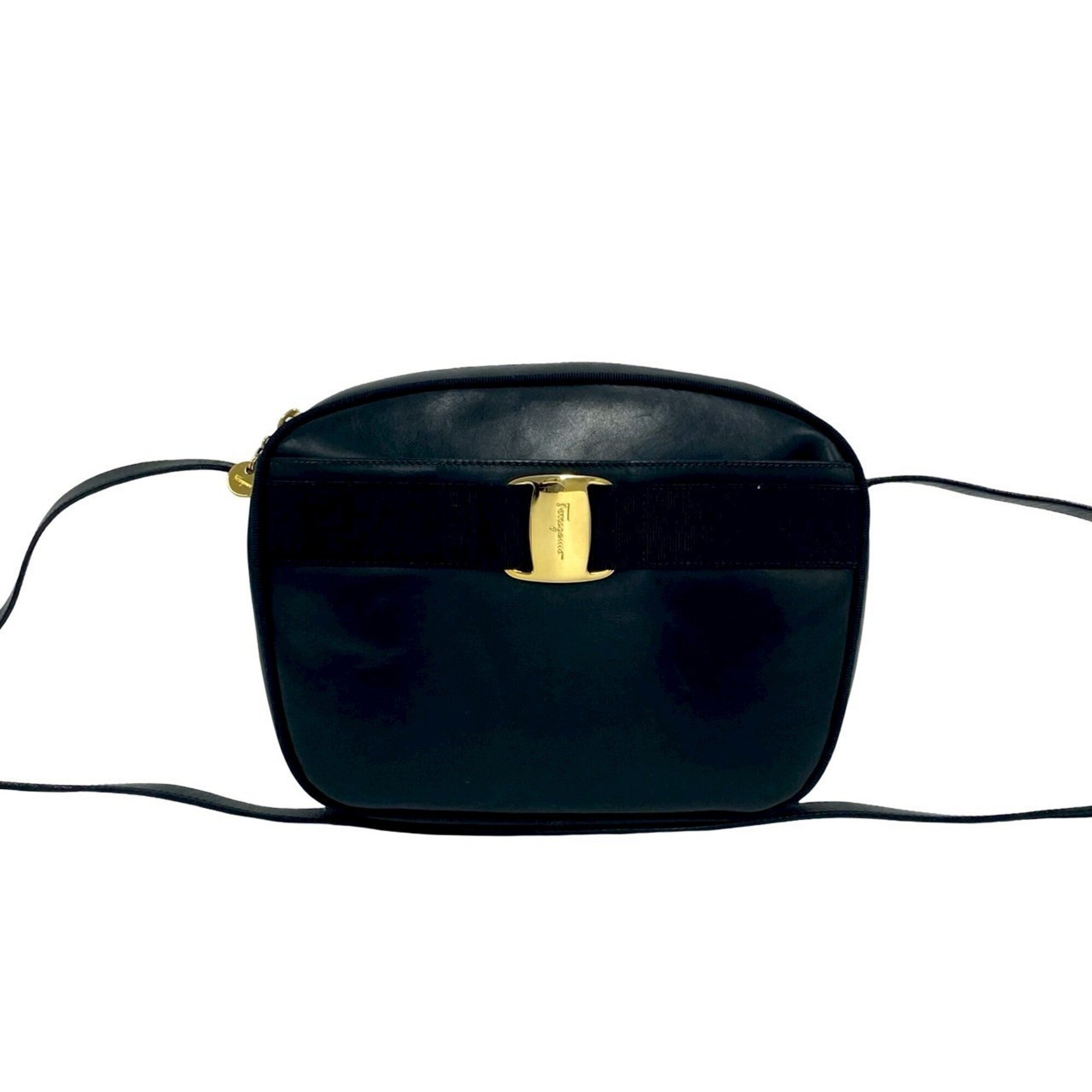 Salvatore Ferragamo Black Leather Pochette Shoulder Bag (Pre-Owned)