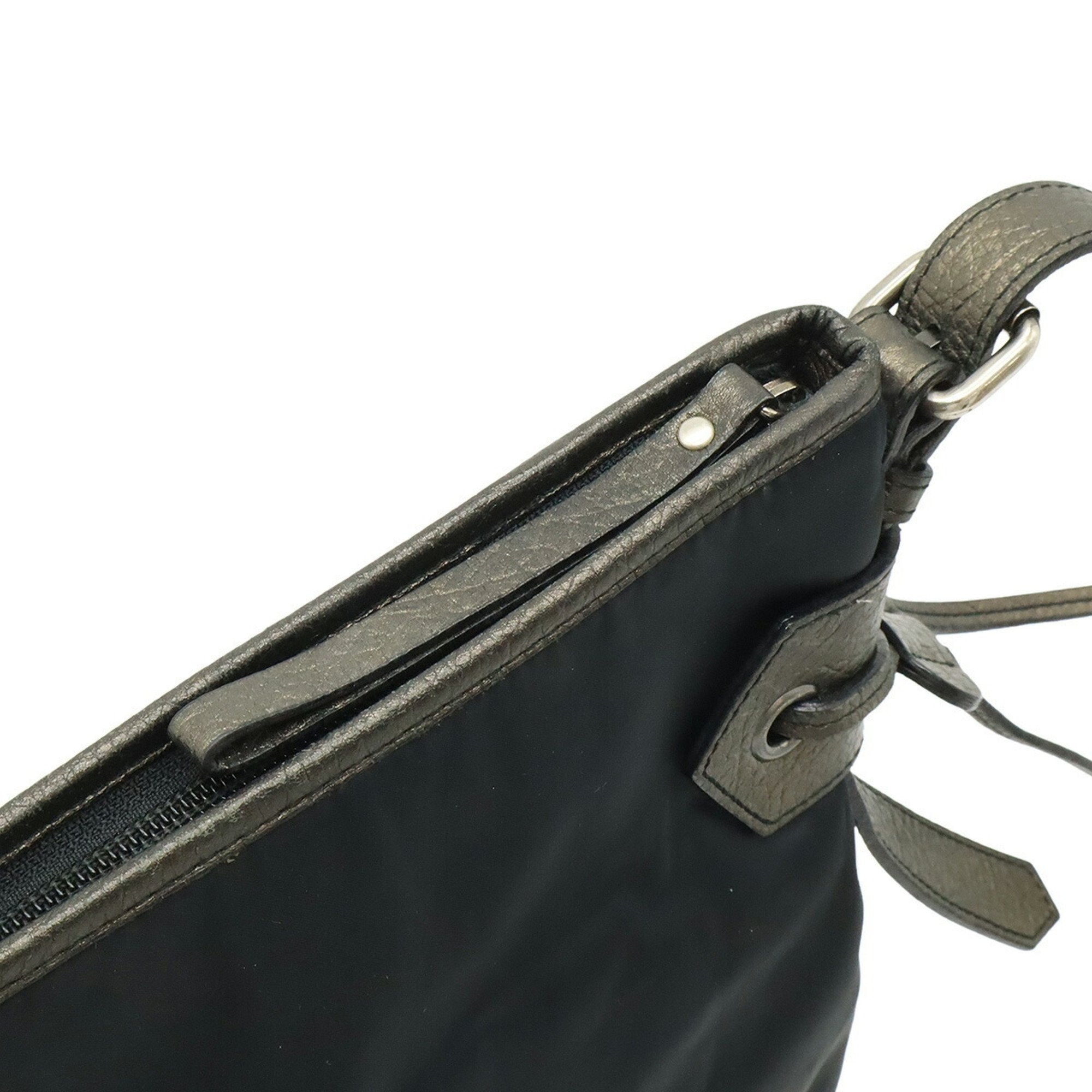 Burberry Black Metallic Brown Nylon Leather Shoulder Bag (Pre-Owned)