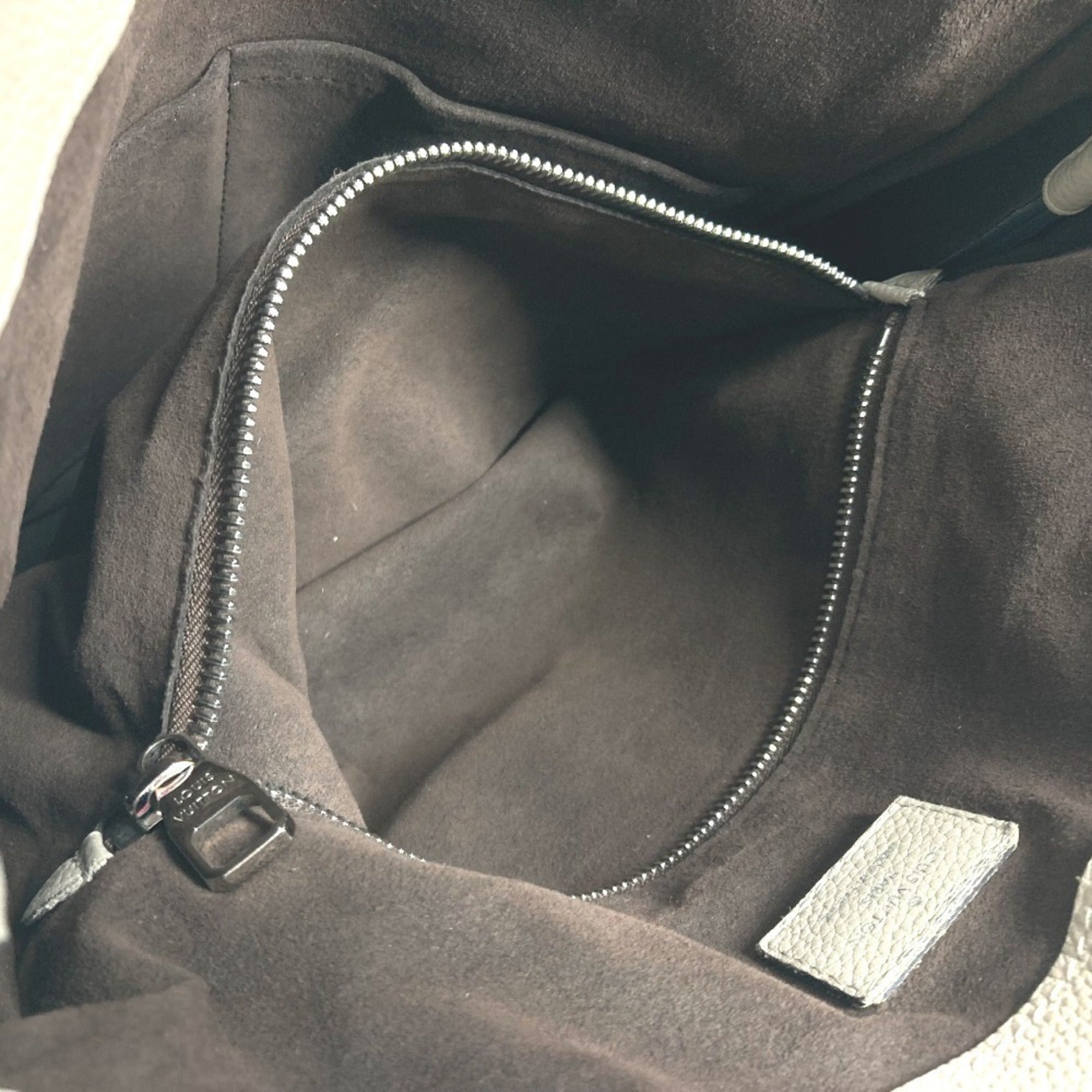 Louis Vuitton Beige Monogram Shoulder Bag Tote Bag (Pre-Owned)