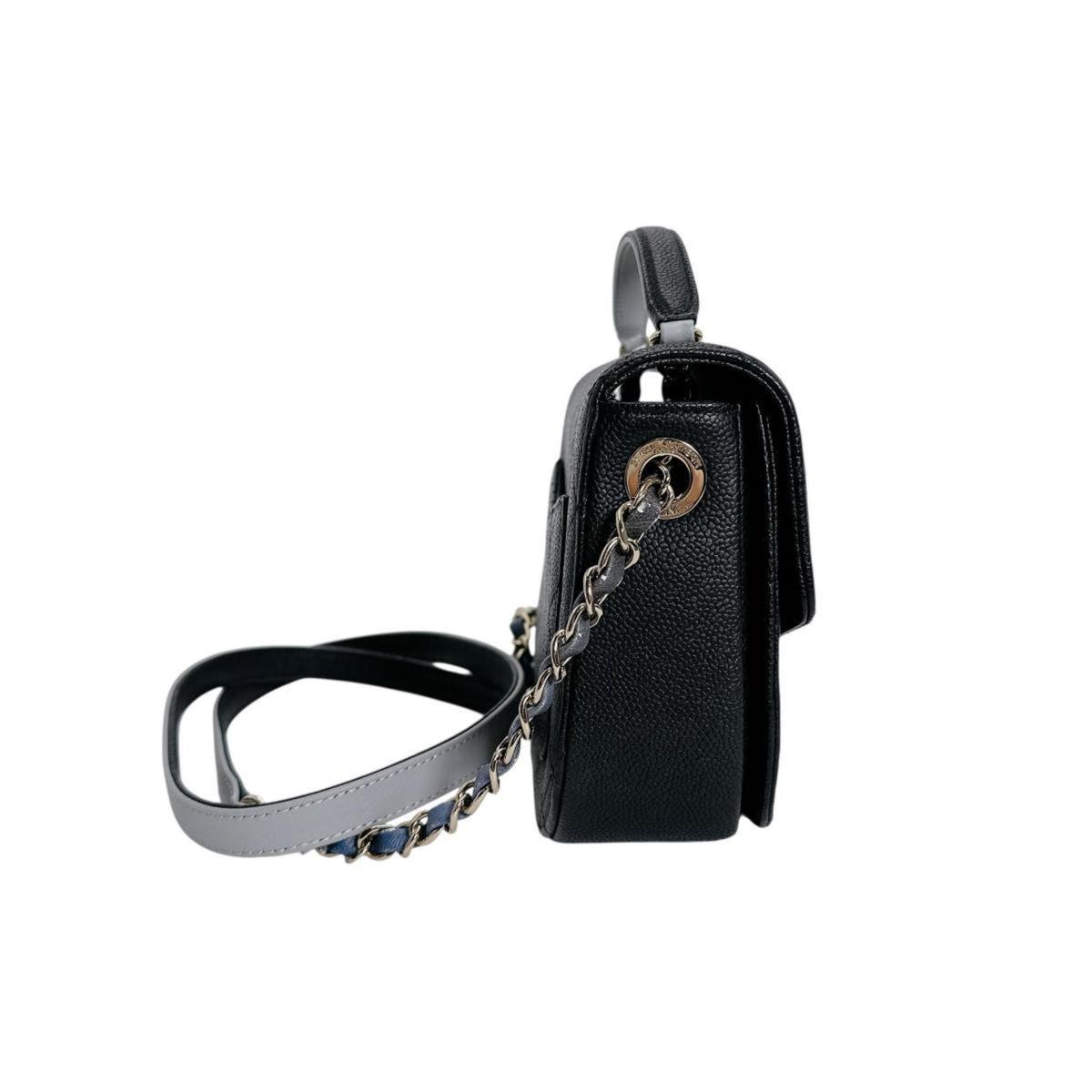 Chanel Black Grained Calfskin Shoulder Bag (Pre-Owned)