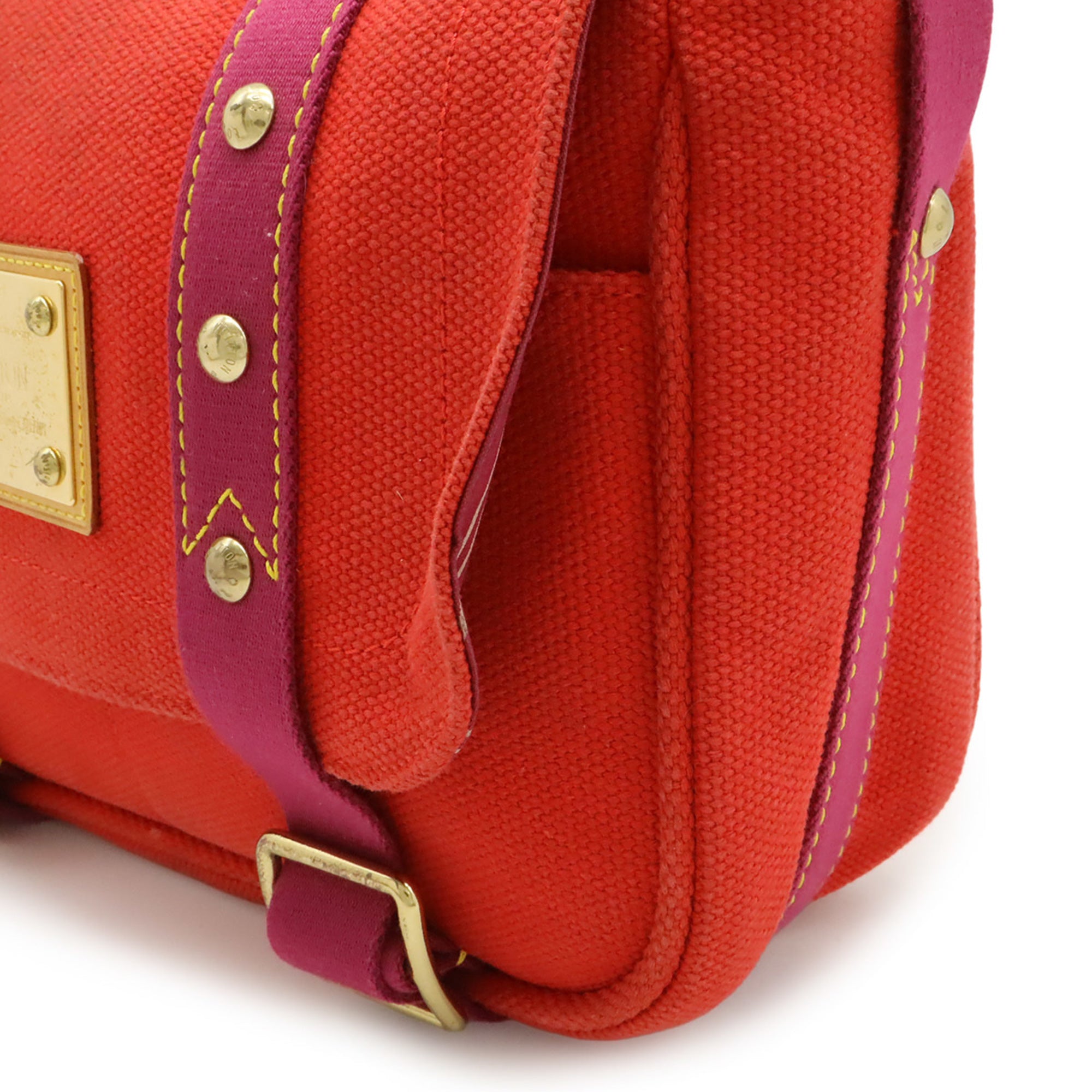 Louis Vuitton Red Color Rouge Canvas Shoulder Bag (Pre-Owned)