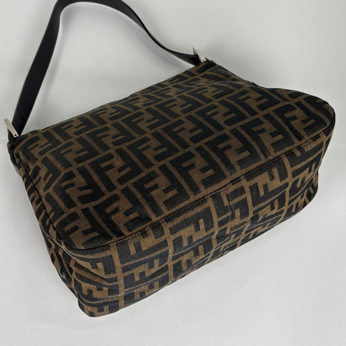 Fendi Brown Canvas Leather Shoulder Bag (Pre-Owned)