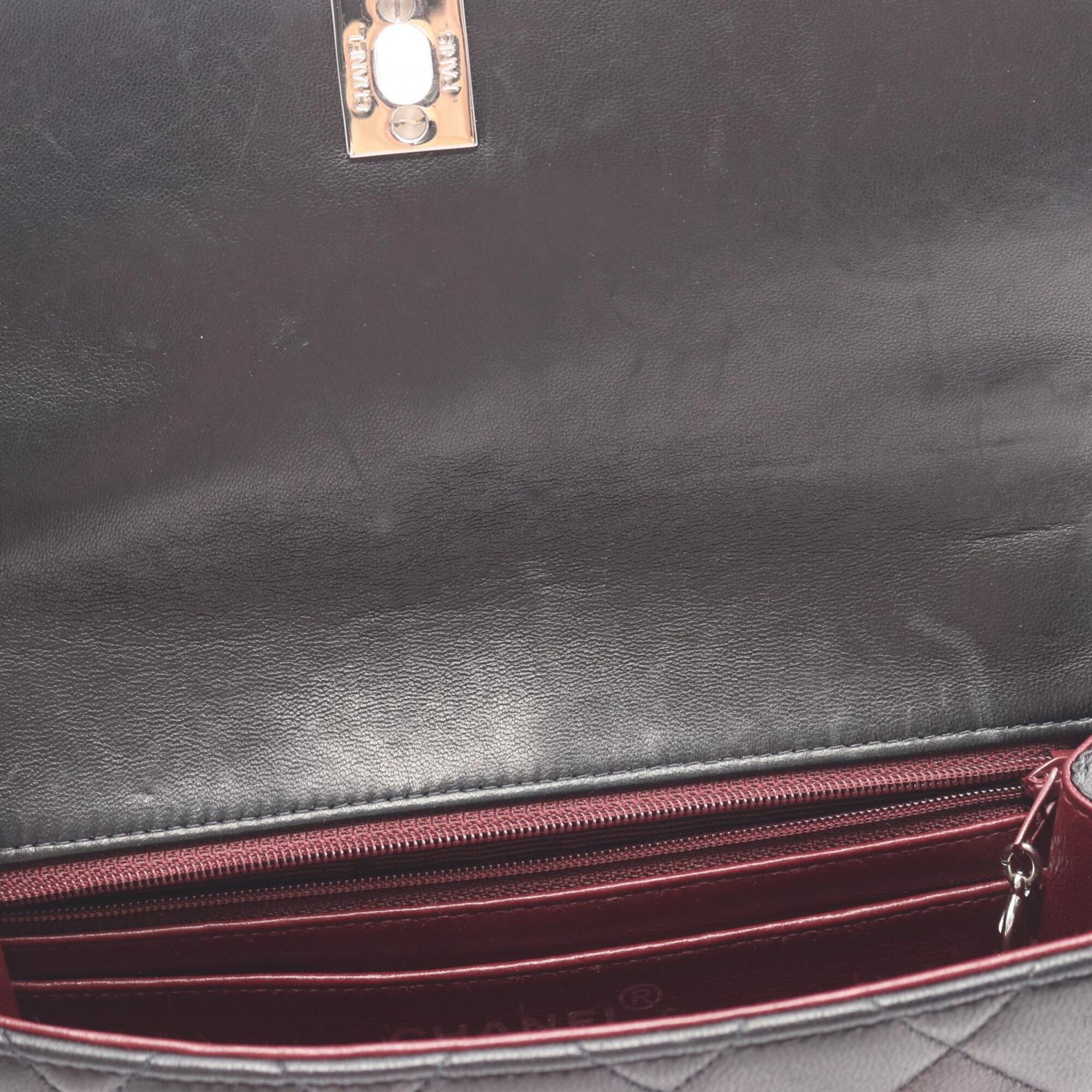 Chanel Black Leather Handbag Shoulder Bag (Pre-Owned)