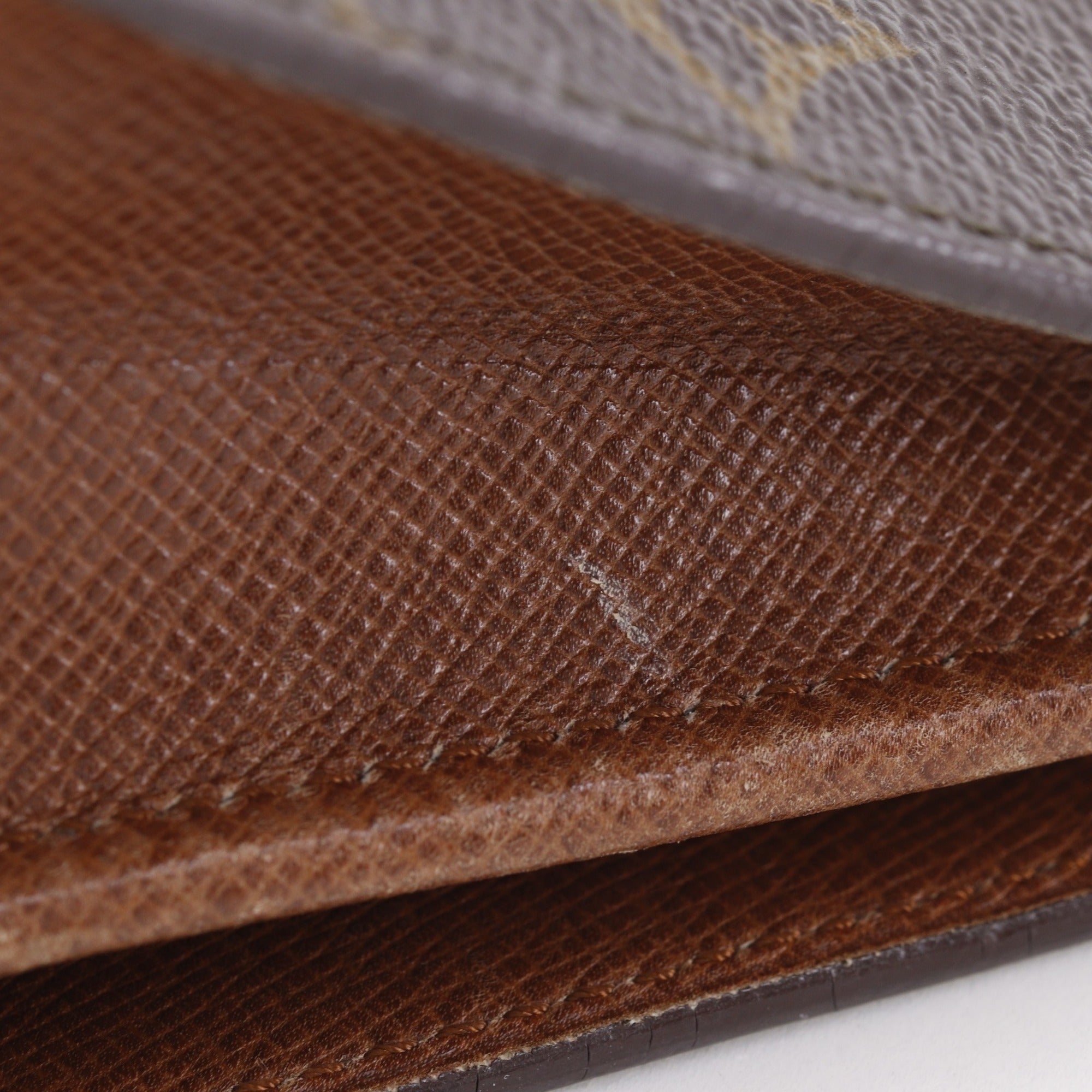 Louis Vuitton Monogram Brown Monogram Long Wallet (Bi-Fold) (Pre-Owned)