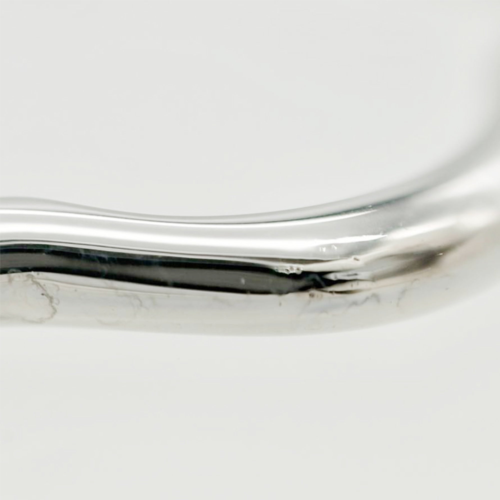 Chanel White Gold (18K) Band Ring (Pre-Owned)